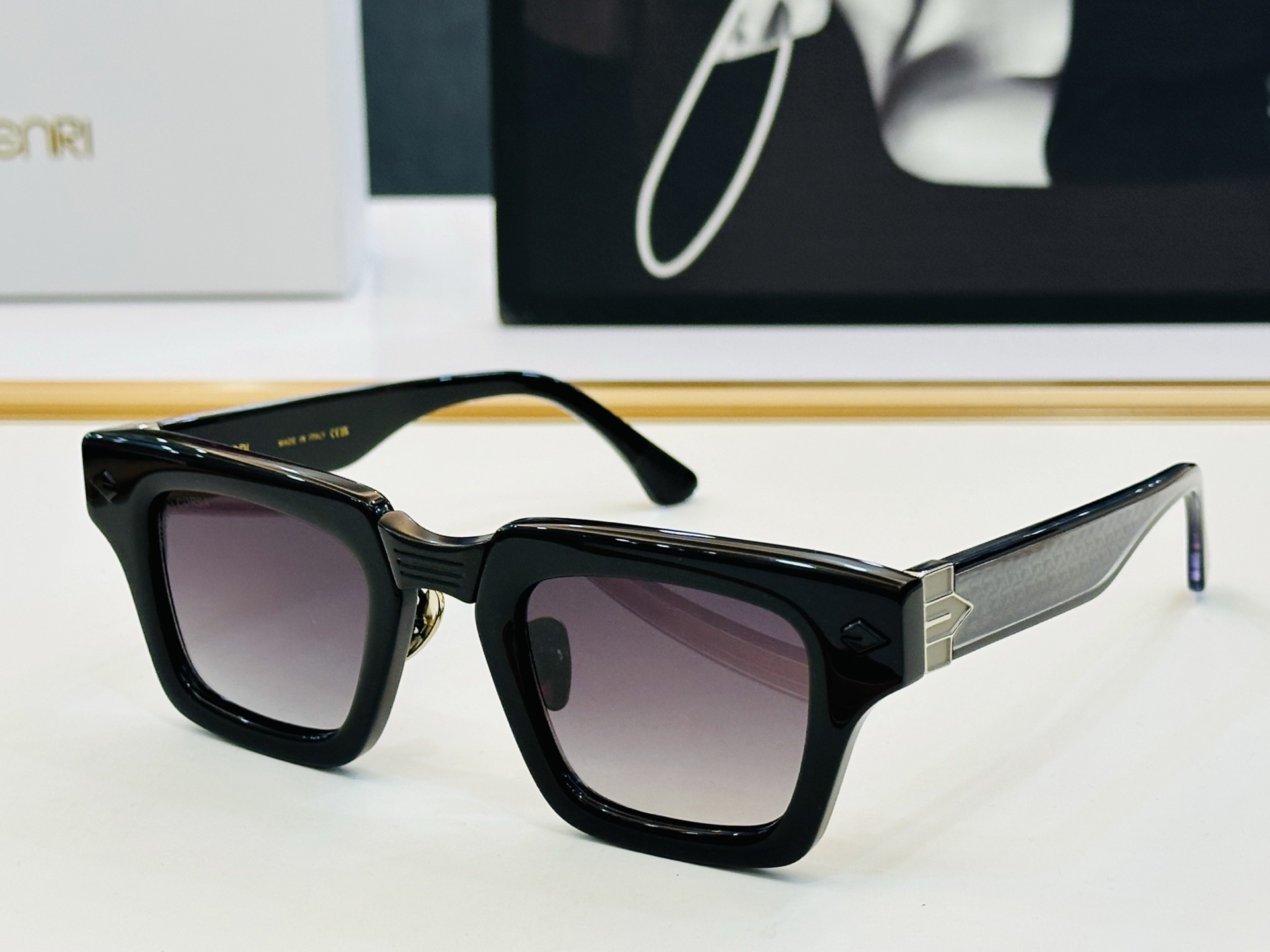 NO:371123,XL THENRI MODEL:OF65 SIZE:47-Port 25-145 Glasses Sunglasses Sunglasses, Glasses19860909XL THENRI MODEL:OF65 SIZE:47口25-145 眼镜墨镜太阳镜,眼镜,glasses