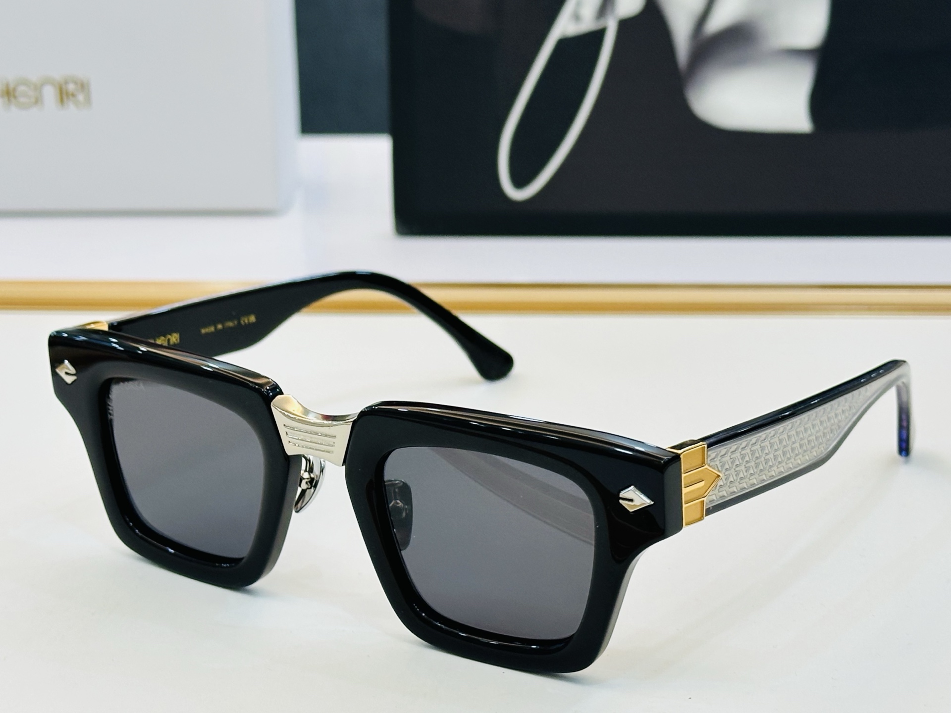 XL THENRI 
MODELOF65    
SIZE47口25-145 
