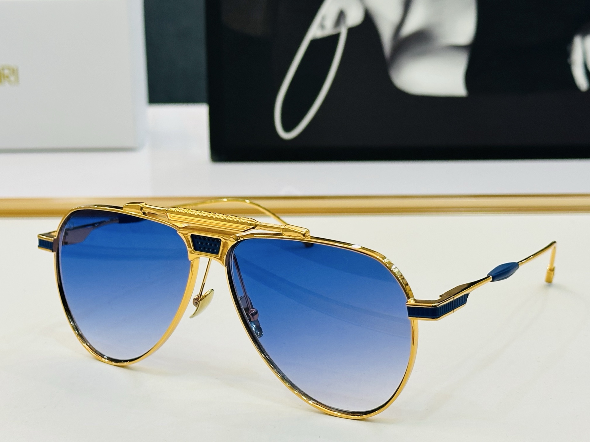 XL THENRI 
MODELLMC060     
SIZE58口12-140  
