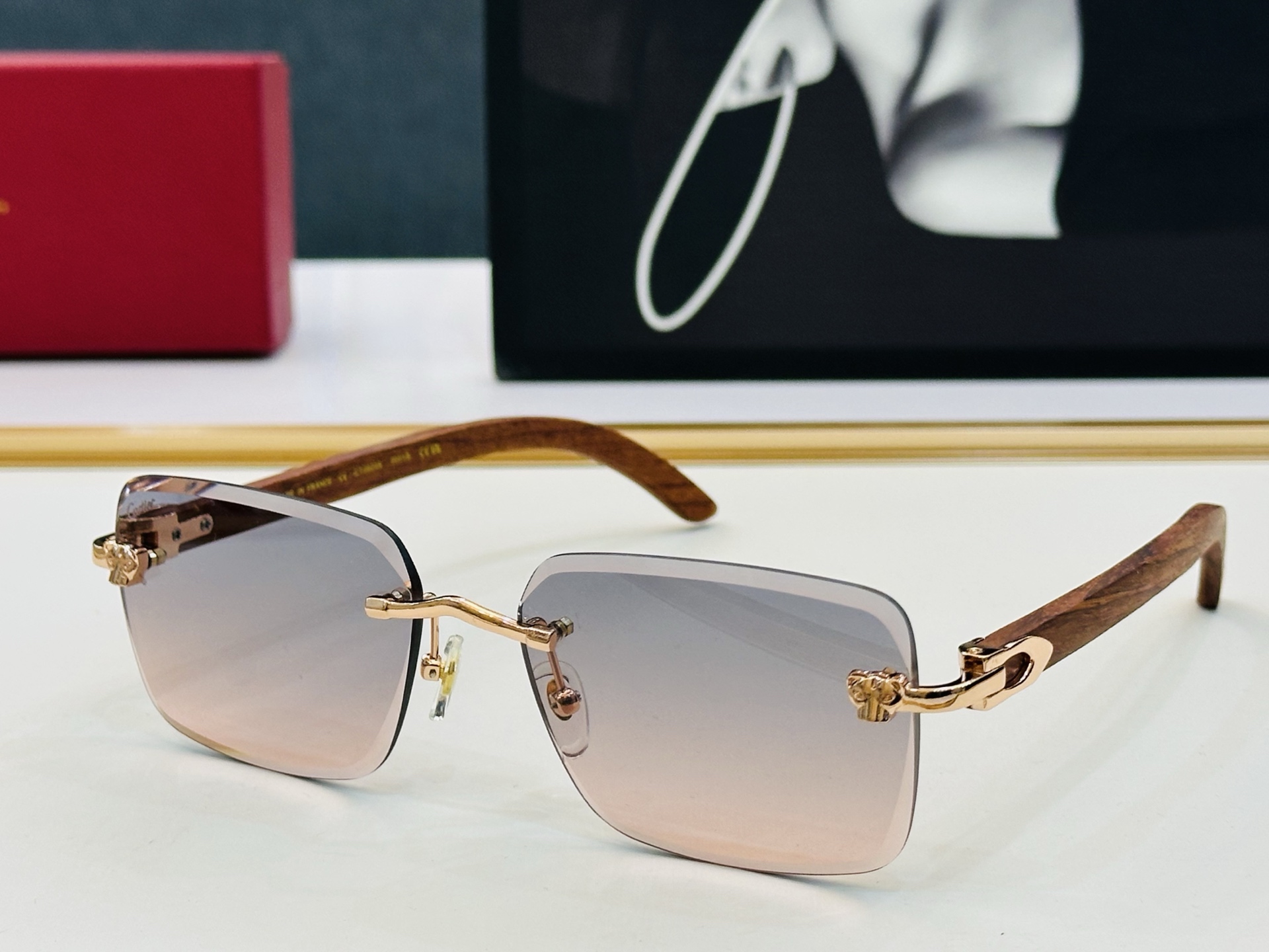 新款 Cartier 卡家 MODEL CT0609S Size：59口17-143 高品质 品牌标志性