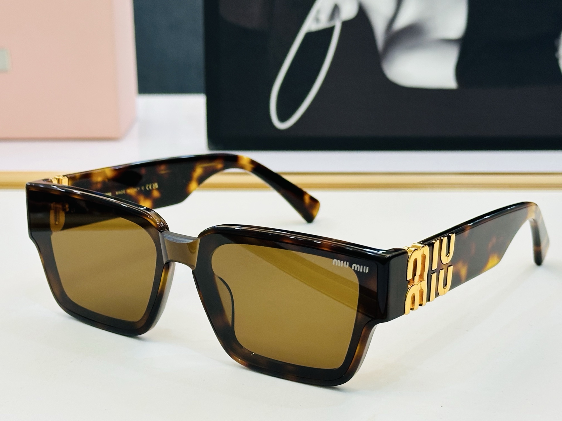 谬家 MU141AV Size：53口20-142 女士太阳眼镜 玫瑰玫瑰 高档 XL时尚墨镜潮人强强太