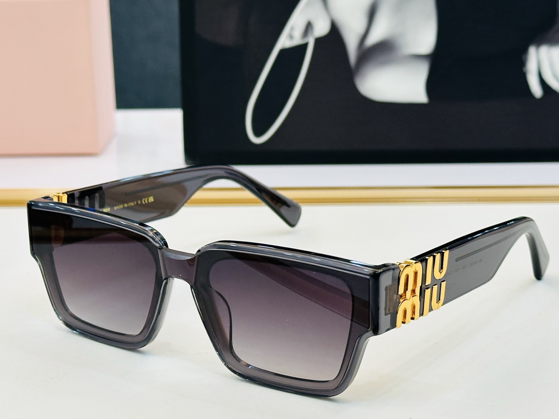 谬家 MU141AV Size：53口20-142 女士太阳眼镜 玫瑰玫瑰 高档 XL时尚墨镜潮人强强太