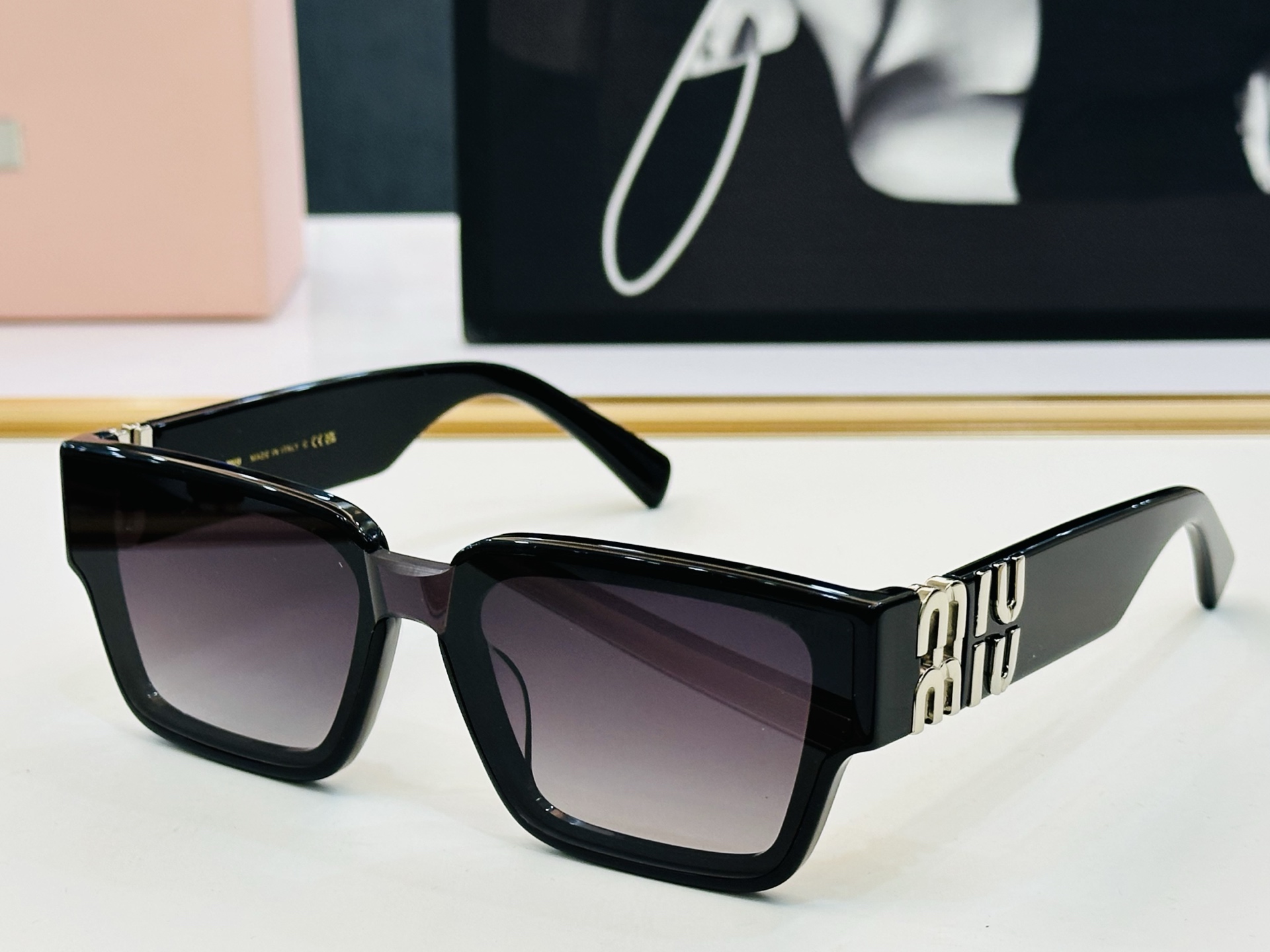 谬家 MU141AV Size：53口20-142 女士太阳眼镜 玫瑰玫瑰 高档 XL时尚墨镜潮人强强太