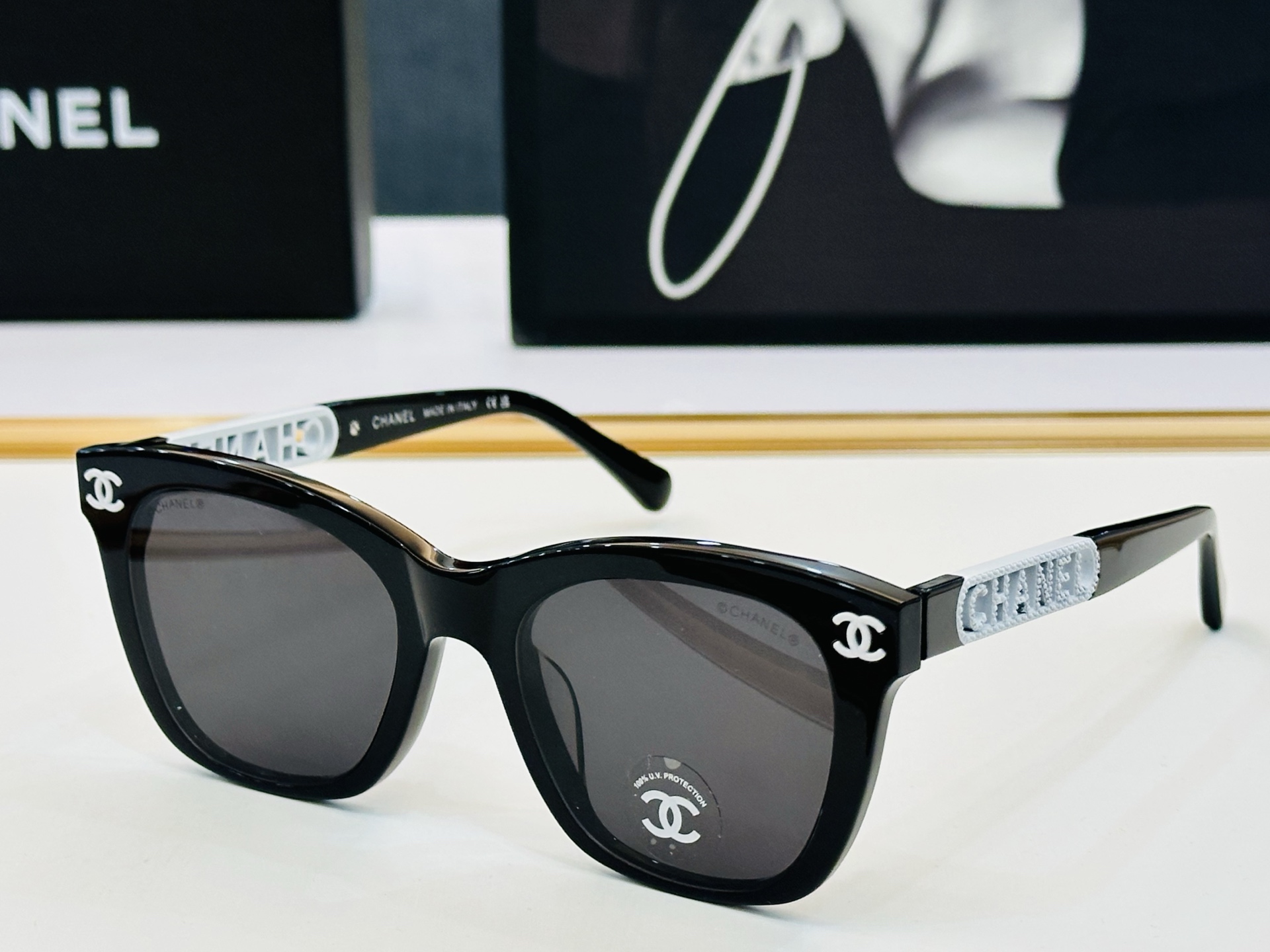 CHANE*香家  CH0774 SIZE：51口21-145 潮流爆款 太阳镜 😍😍立体感十足 高品质