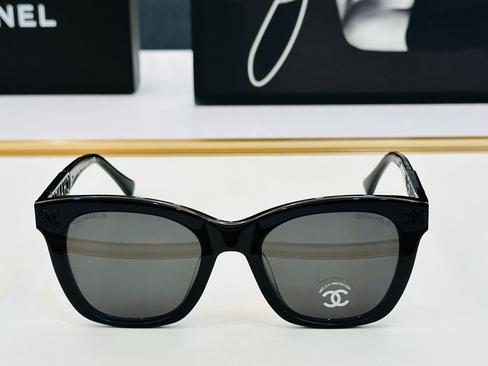 CHANE*香家  CH0774 SIZE：51口21-145 潮流爆款 太阳镜 😍😍立体感十足 高品质