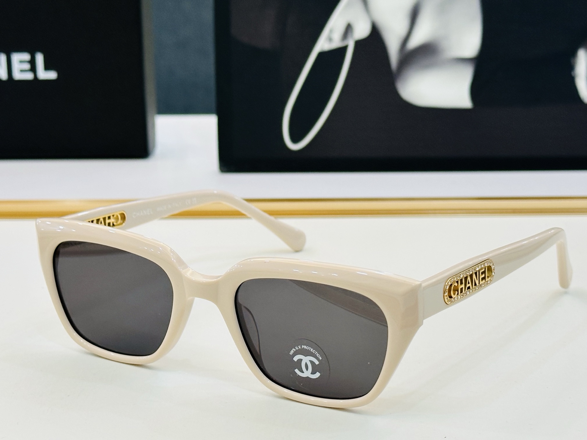 🆕 【CHANE*/香家】MODELCH6819  Size：54口22-145 💅🏻💓B太阳镜 