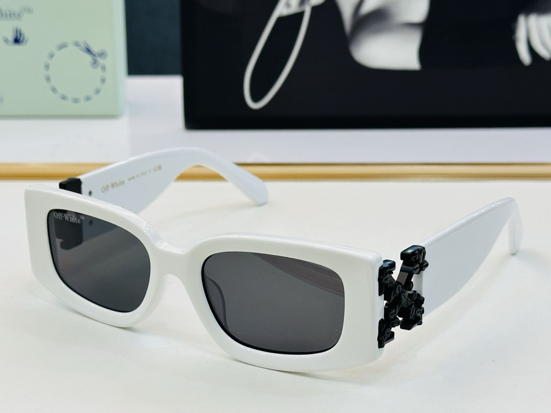 官网款 OFF WHITE MODELFRAME SIZE 53口20-140  b时尚太阳镜 