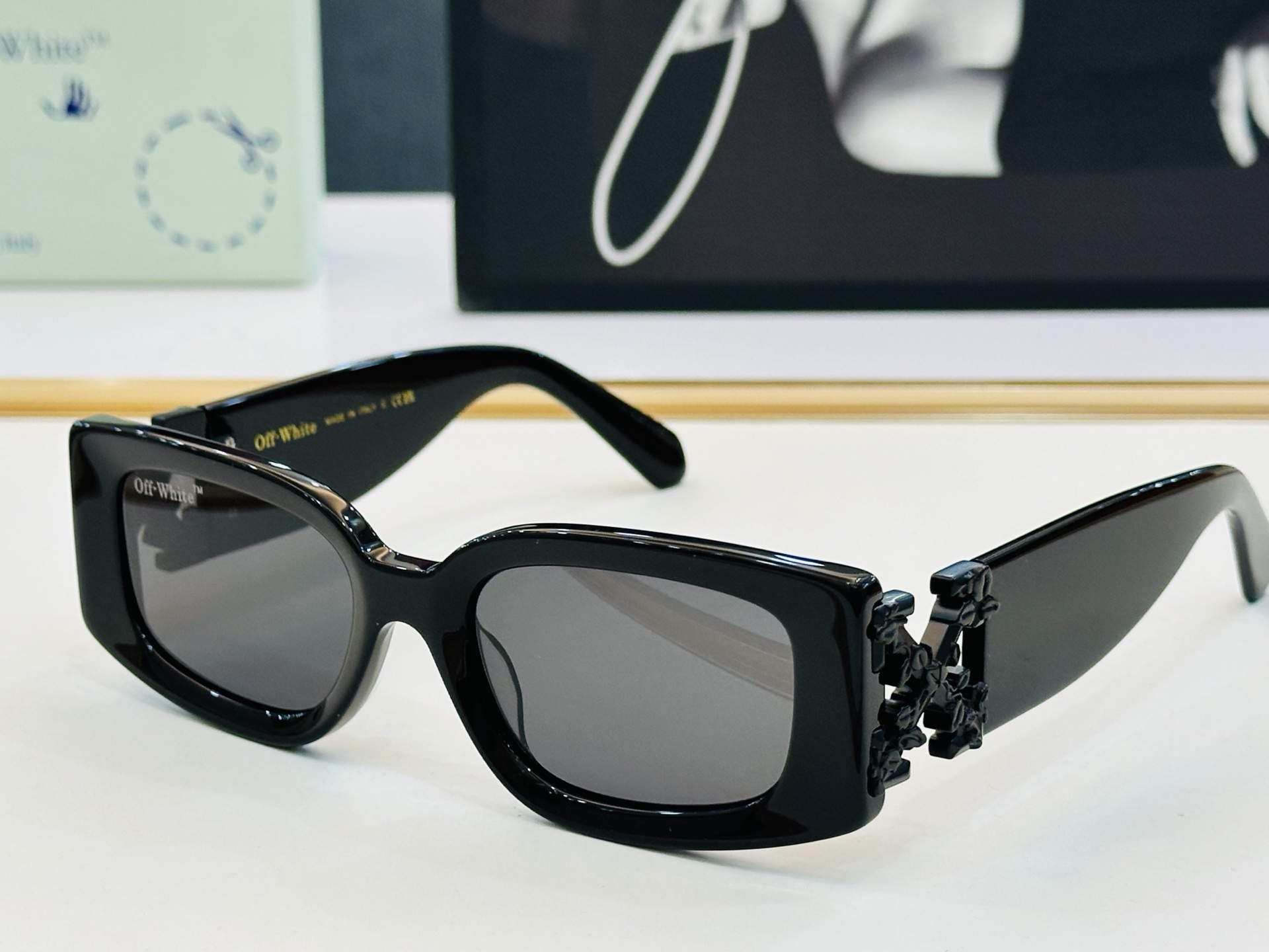 官网款 OFF WHITE MODELFRAME SIZE 53口20-140  b时尚太阳镜 