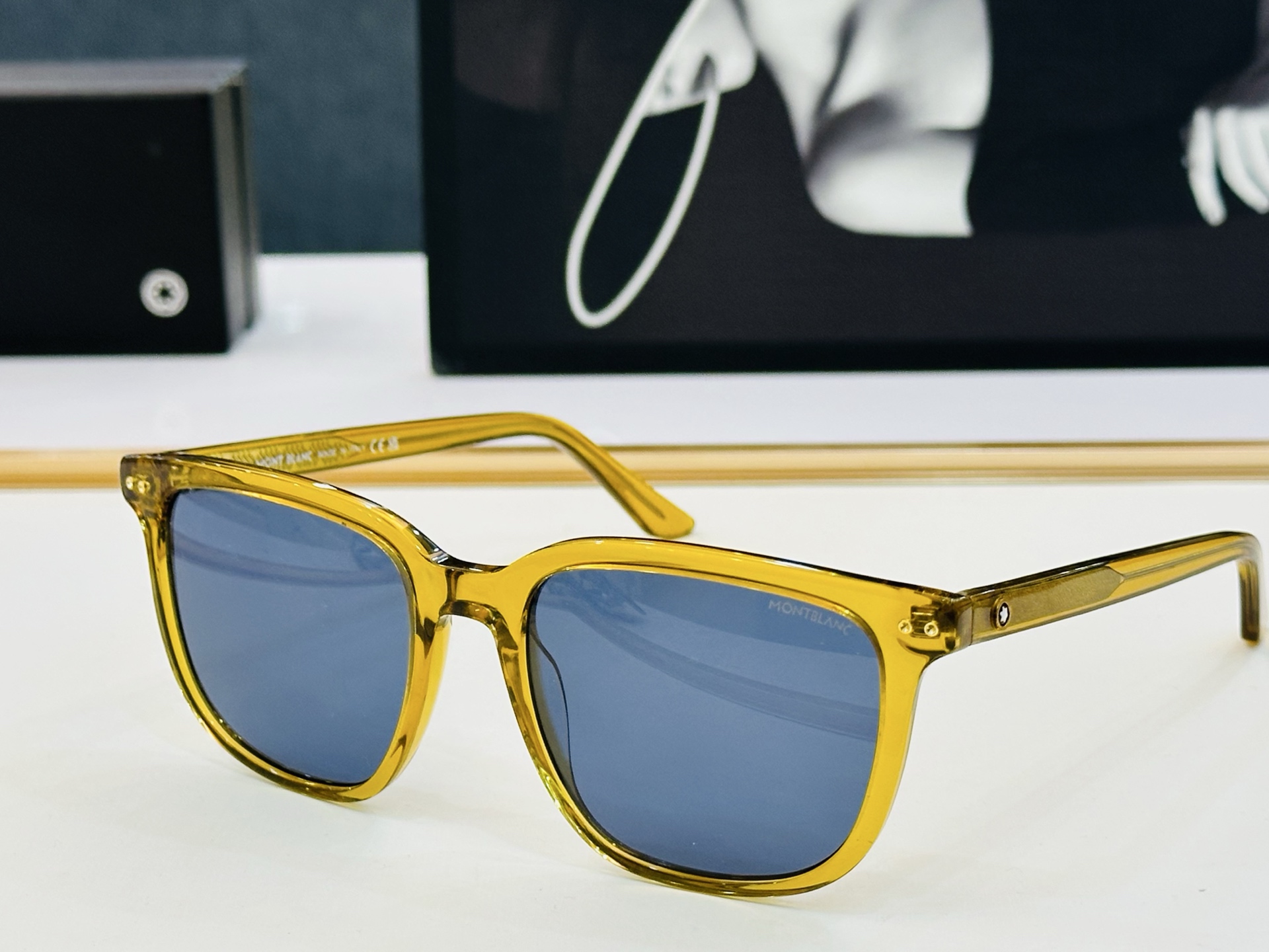 MB0258 Size：55口19-145 🌤万宝龙  非常能彰显一个人的品味品质做工稳实 L 太阳镜 