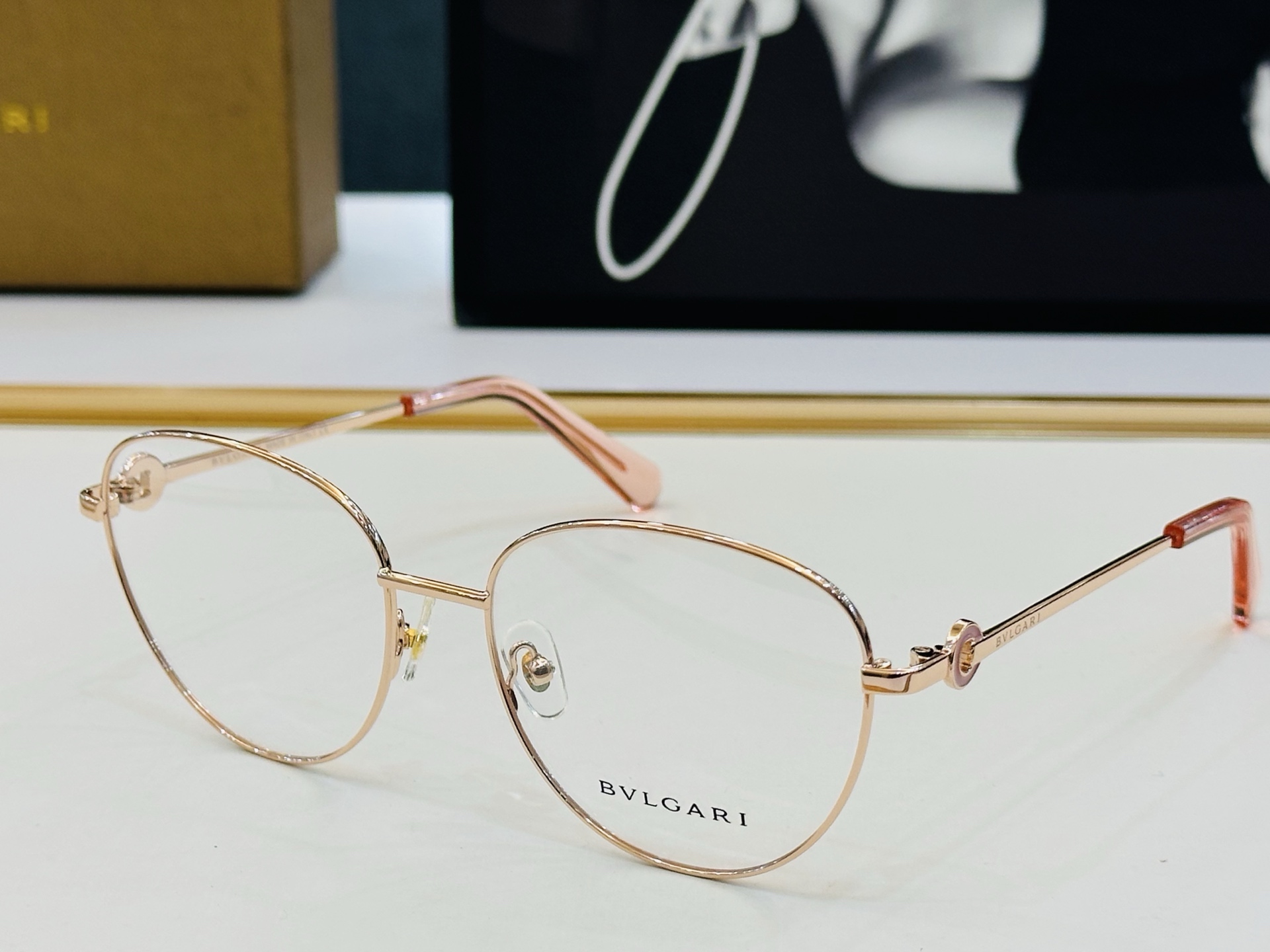 🆕款 官网同售 宝格家 BV40036   👍 Size ：56口17-140 绝对要买😎品质非常完美 