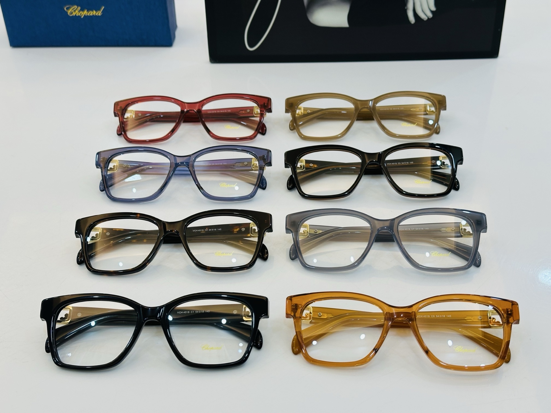 原版 ChoPard肖邦 MODEL VCH401S Size：54口18-145 以现代时尚的设计风格