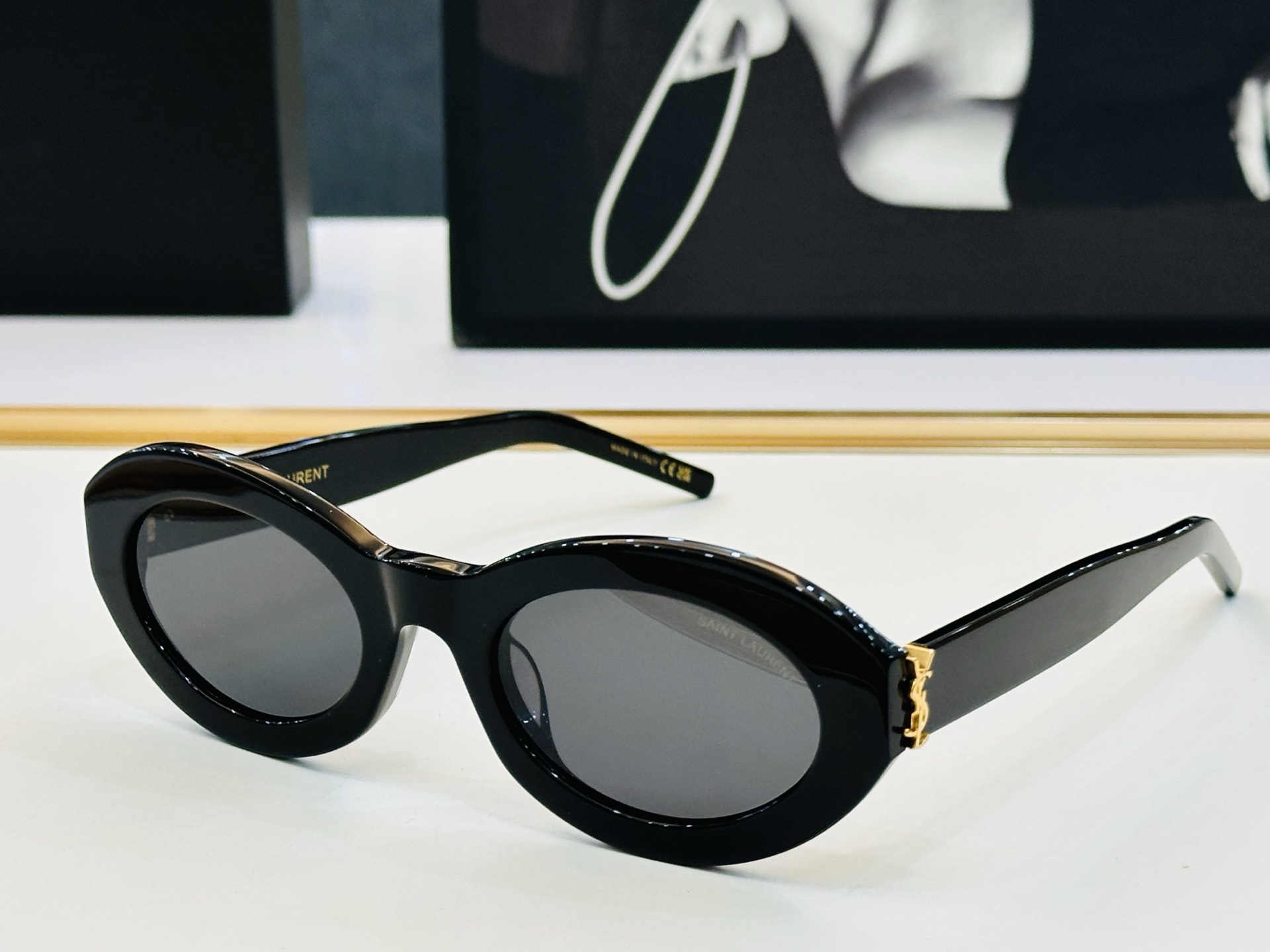 NO:372064,Internet celebrity hit Saint Laurent SL M136 Size52 22-145 Board frame design XL playful and sweet texture is super good High quality Glasses sunglasses, glasses, saint laurent19860909网红爆款 圣罗兰SL M136 Size52口22-145 板材框设计 XL俏皮甜美质感超好 高品质 眼镜墨镜太阳镜,眼镜,saint laurent,glasses