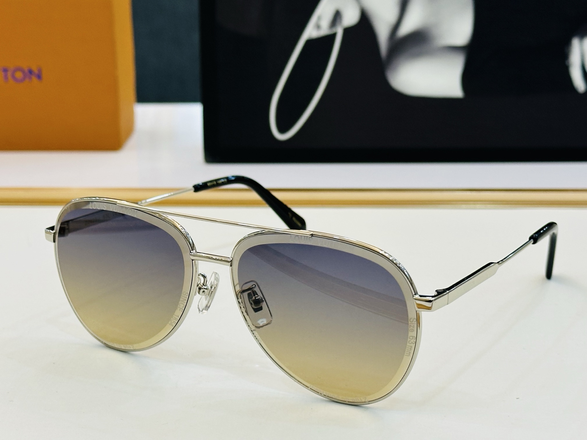 路易家 LOUIS *VUITON 原单高品质 Model Z2625U 高端货 Size：63口13-