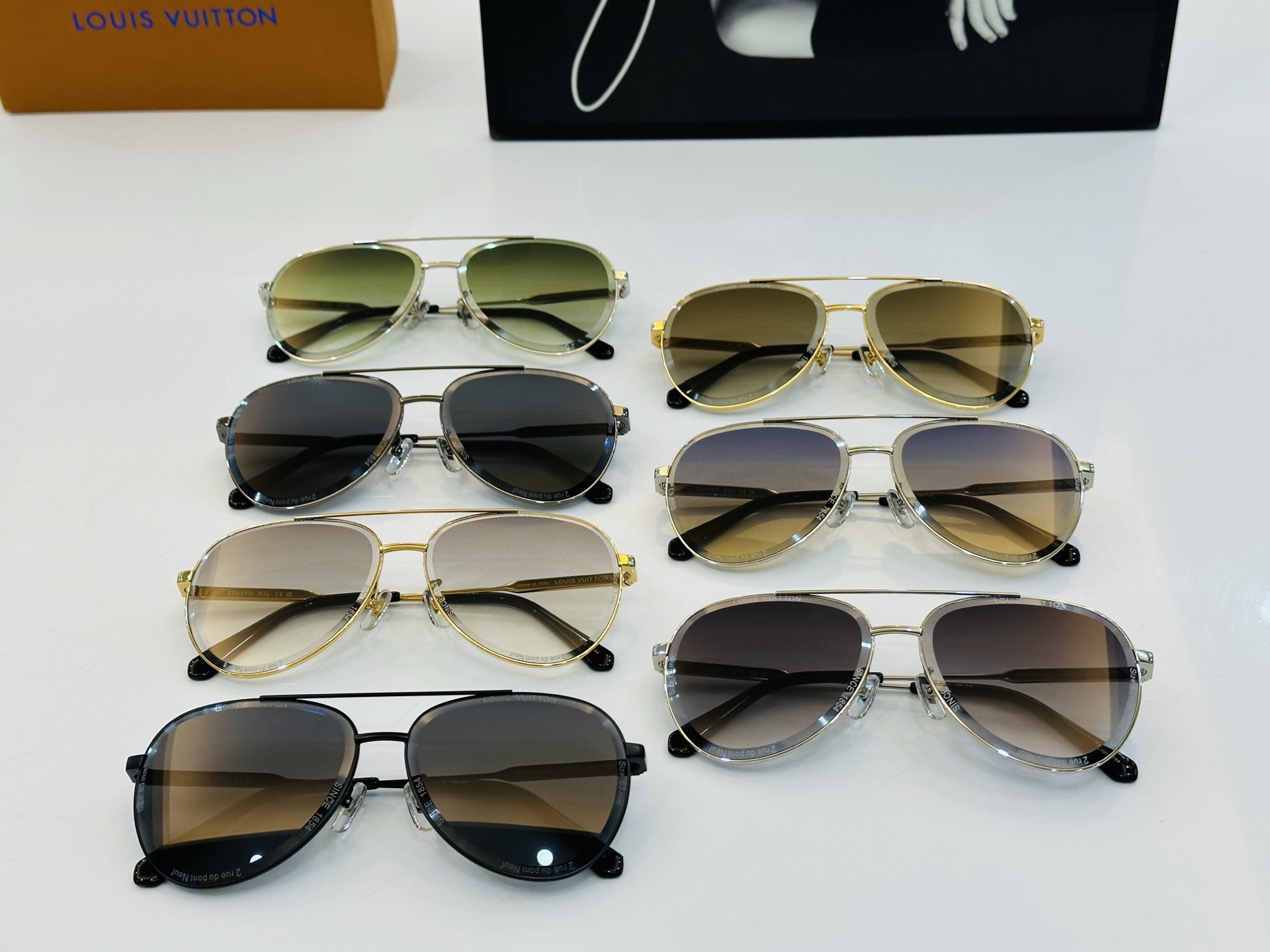 路易家 LOUIS *VUITON 原单高品质 Model Z2625U 高端货 Size：63口13-