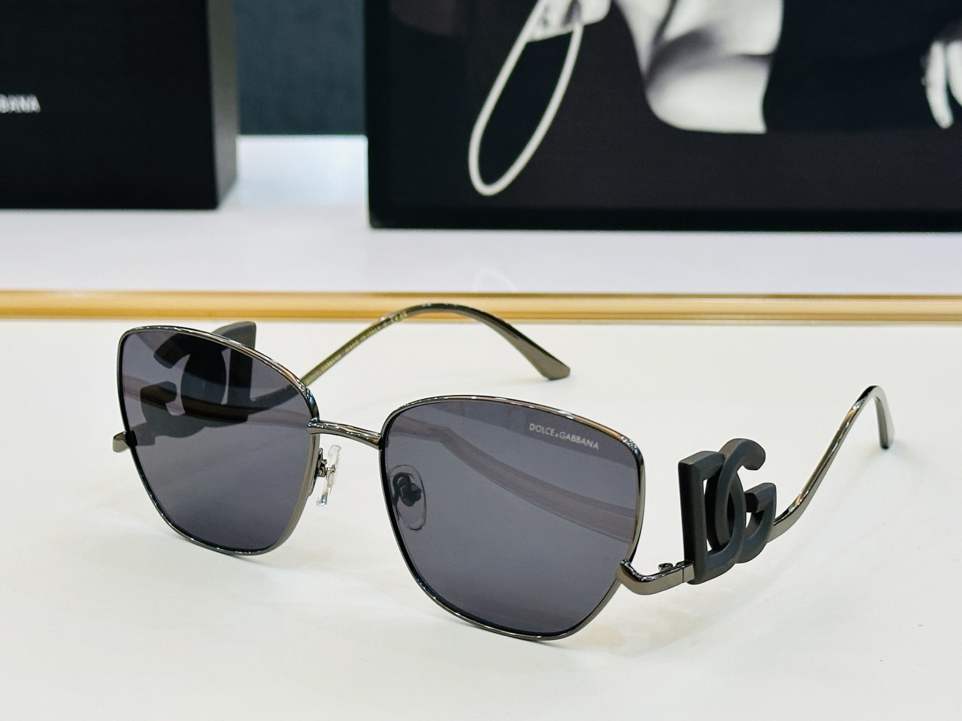 NO:373186,DOLCE&GABBANA* Du Jia DG1498LB Size58 17-138 Excellent quality. If you like it, start quickly. X Strong texture. Glasses, sunglasses, sunglasses, glasses, Dolce&Gabbana19860909DOLCE&GABBANA* 杜家 DG1498LB Size58口17-138 质量杠杠的 喜欢的快下手 X质感强 眼镜墨镜太阳镜,眼镜,Dolce&Gabbana,glasses