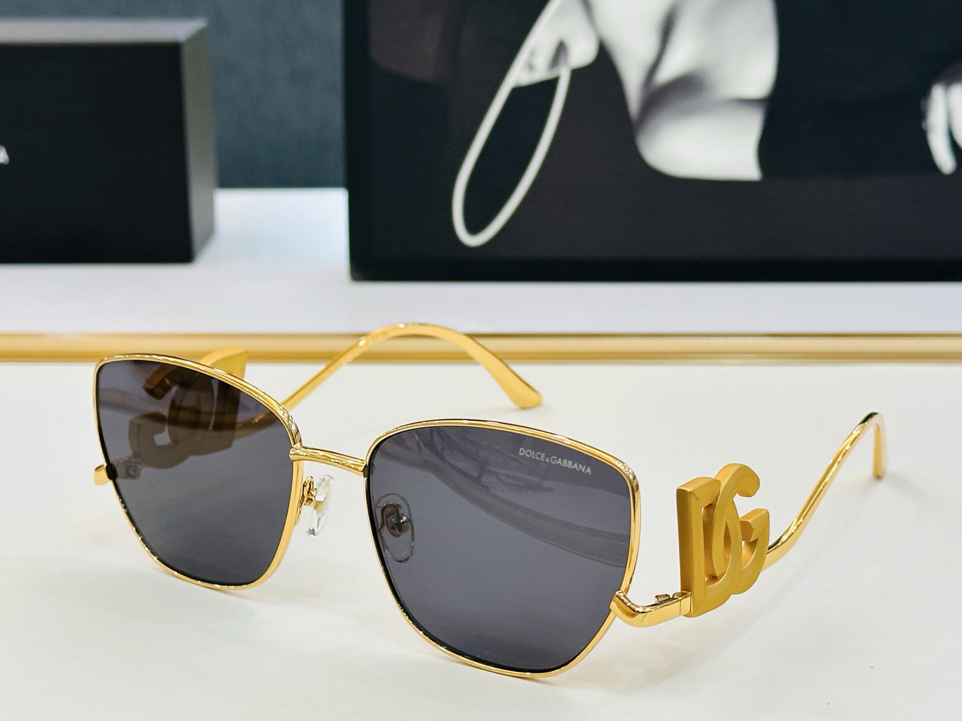 DOLCE&GABBANA* 杜家 DG1498LB Size：58口17-138 质量杠杠的 👍喜欢的