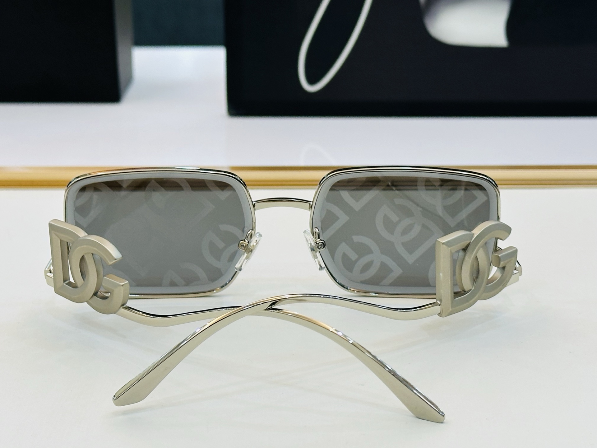 DOLCE&GABBANA* 杜家 DG6695 Size：59口18-138 质量杠杠的 👍喜欢的快下