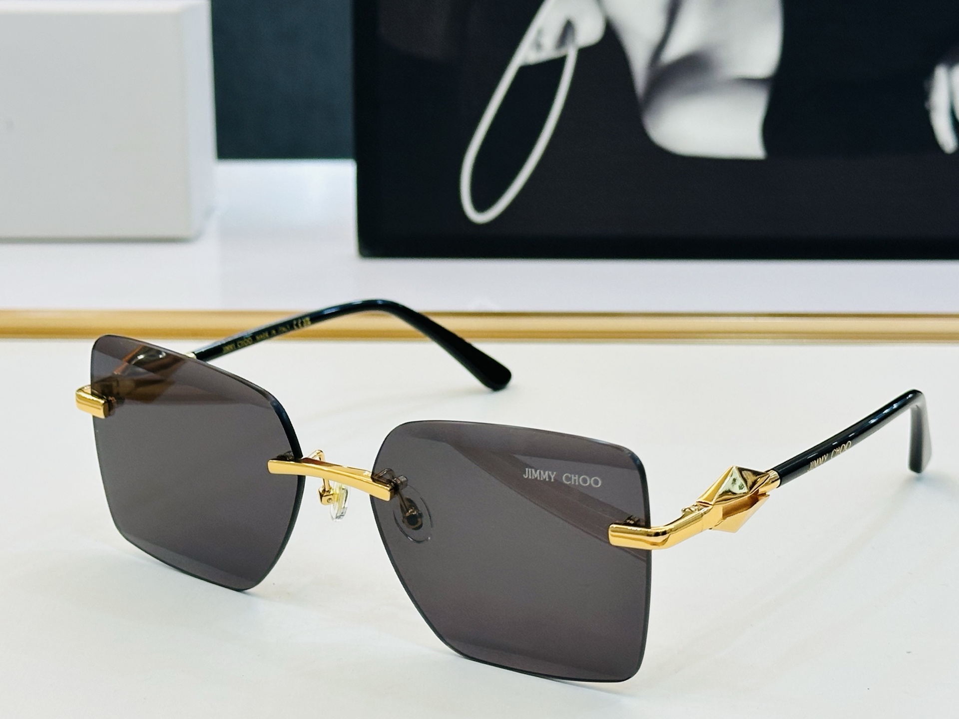 NO:373192,JIMMY CHO* Jimmy Home JC4018 Size60 17-145 New model Persist as always The highest quality versatile top quality BM trendy model Glasses sunglasses, glasses, jimmy choo, jimmy choo19860909JIMMY CHO* 吉米家 JC4018 Size60口17-145 新款 坚持一如既往最高品质 百搭形顶级品质bm潮流款 眼镜墨镜太阳镜,眼镜,jimmy choo,jimmy choo,glasses