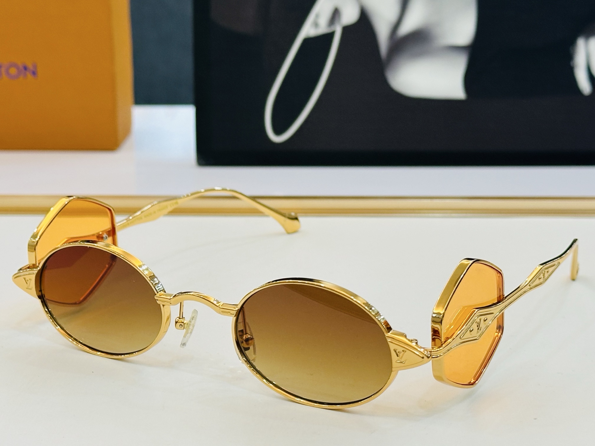 路易家 🎩Z2021U Size：50口24-145  充满活力的 展现独特个性🌟展现大气的你 bm高品