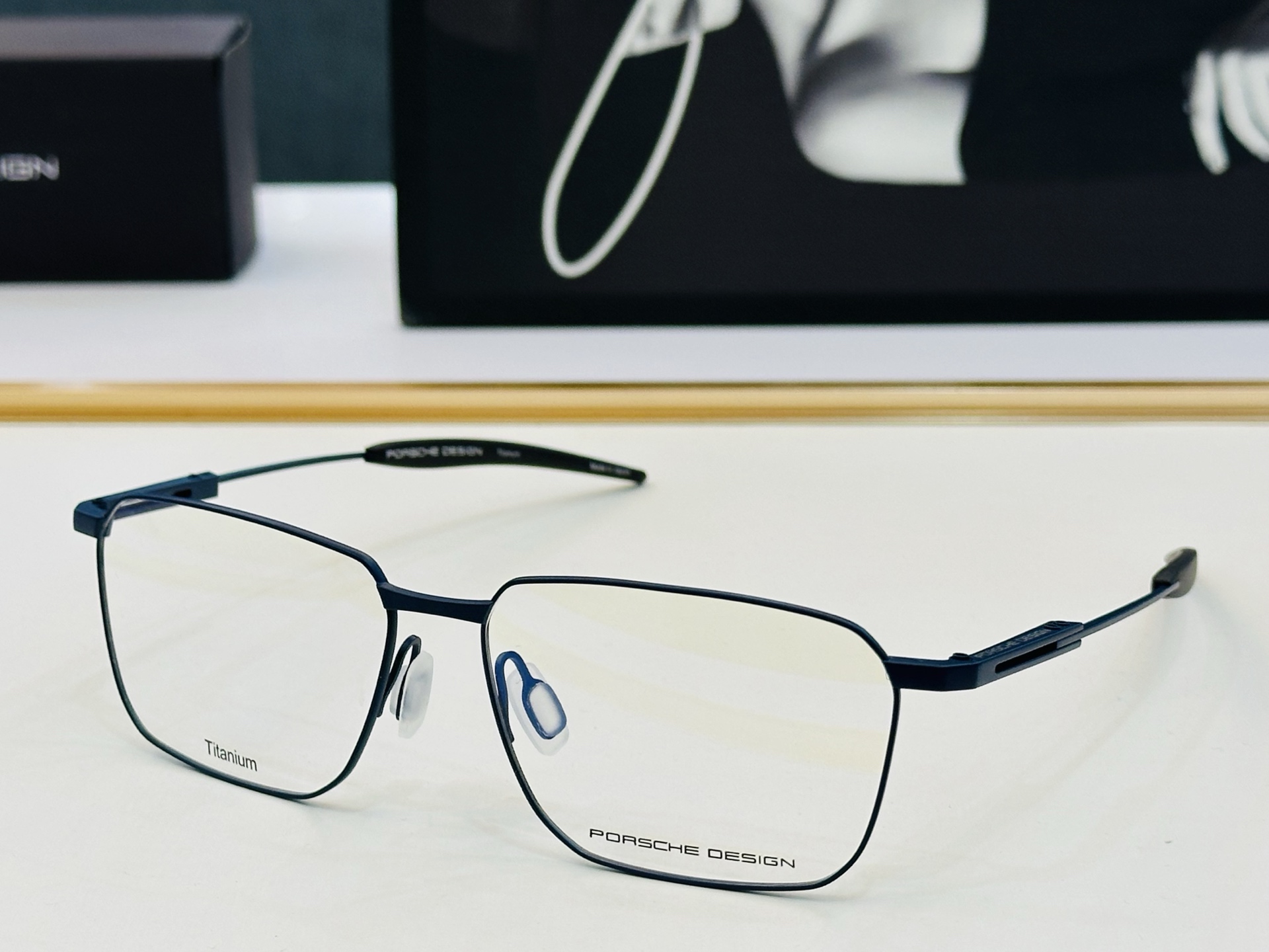 🌞保时家  Size：57口15-144   高档款💝得意超轻款 m配光镜 钛架 