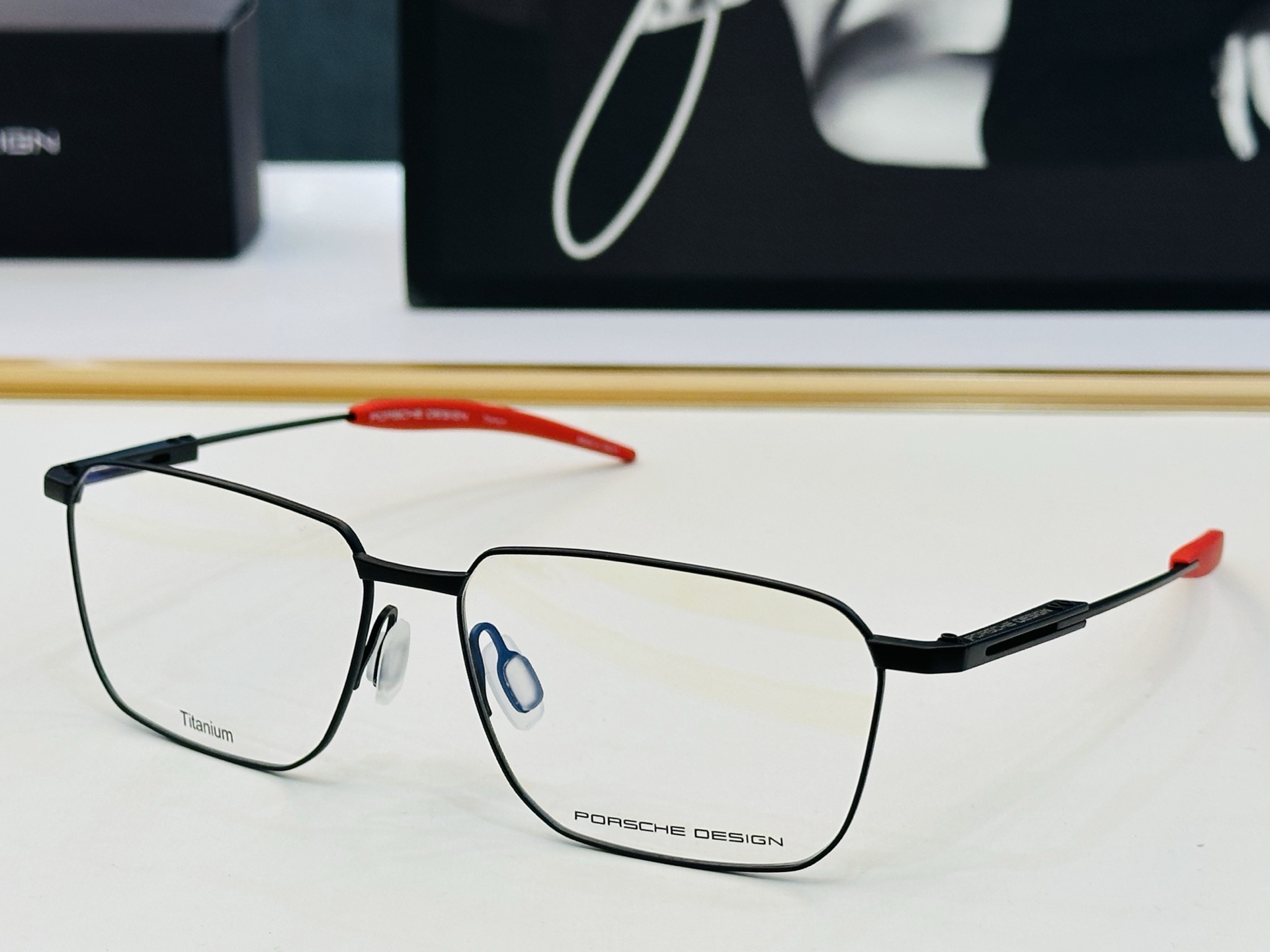 🌞保时家  Size：57口15-144   高档款💝得意超轻款 m配光镜 钛架 