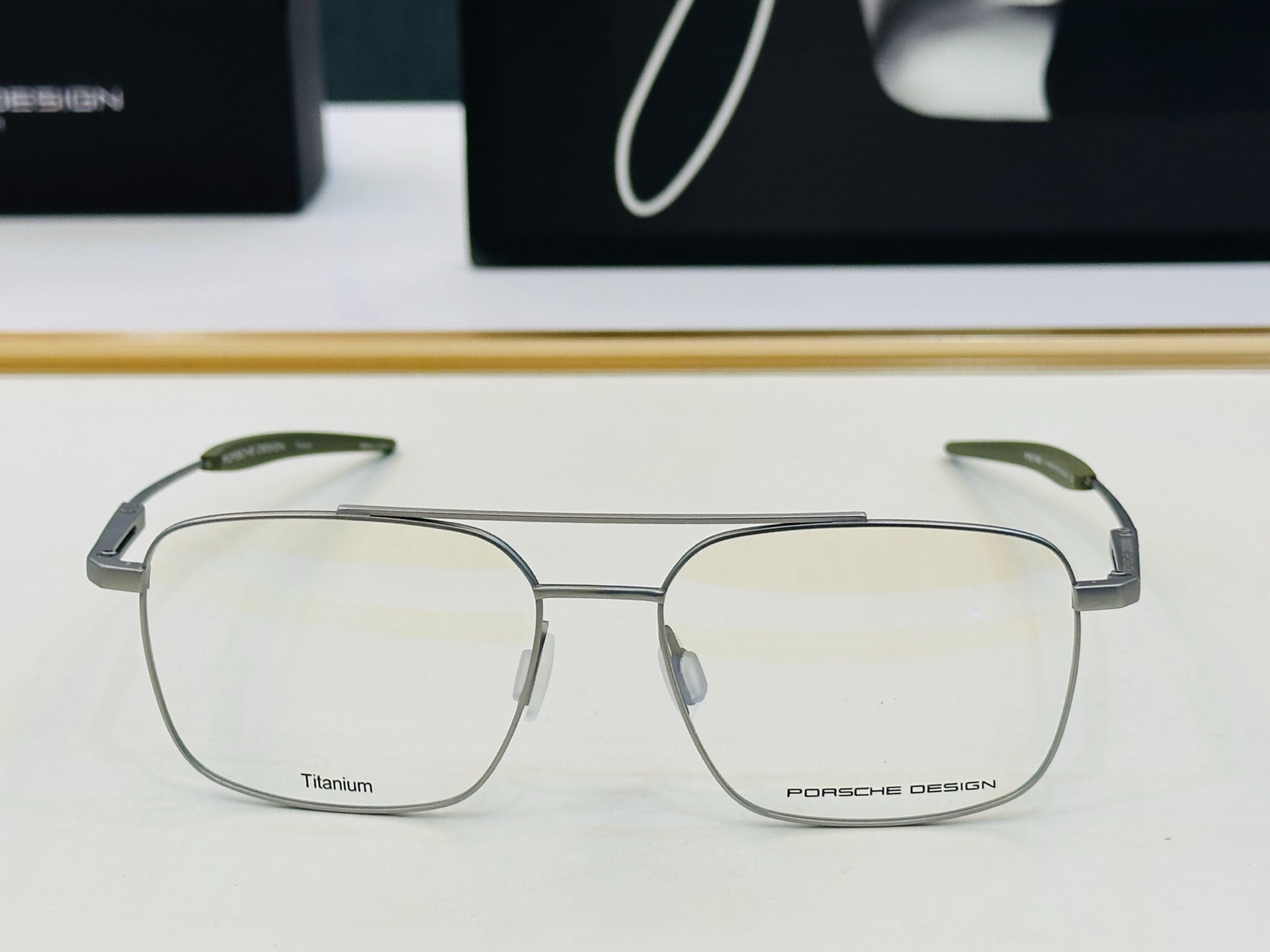 🌞保时家   Size：58口18-150    高档款💝得意超轻款 m配光镜 钛架 