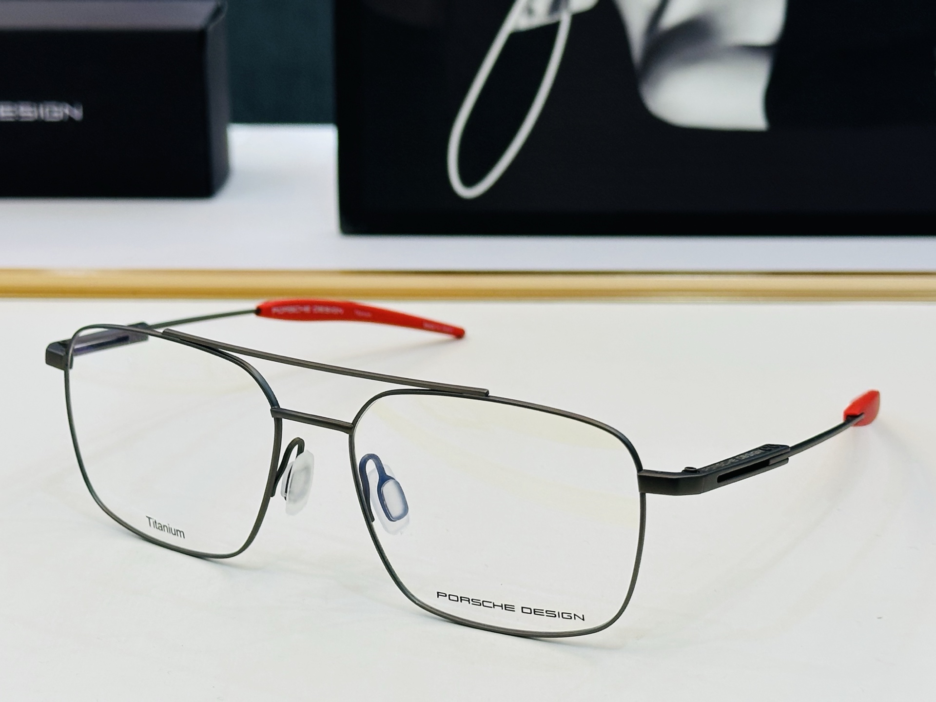 🌞保时家   Size：58口18-150    高档款💝得意超轻款 m配光镜 钛架 