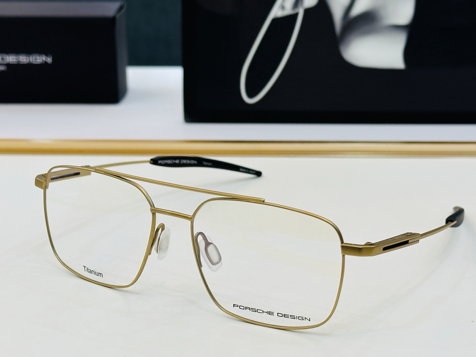 🌞保时家   Size：58口18-150    高档款💝得意超轻款 m配光镜 钛架 