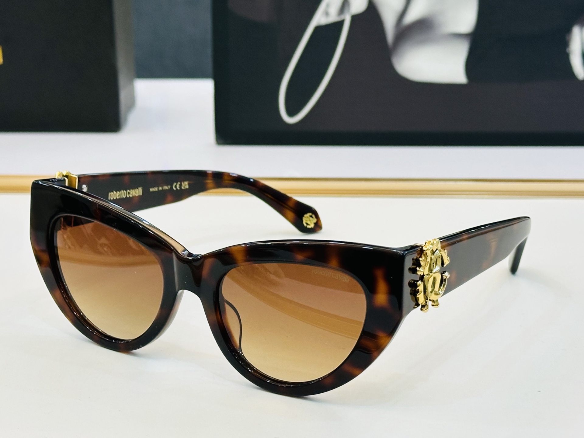 罗伯特家 SRC017M Size：53口20-140  呲牙呲牙进口材料 logo  全新的感觉 给你