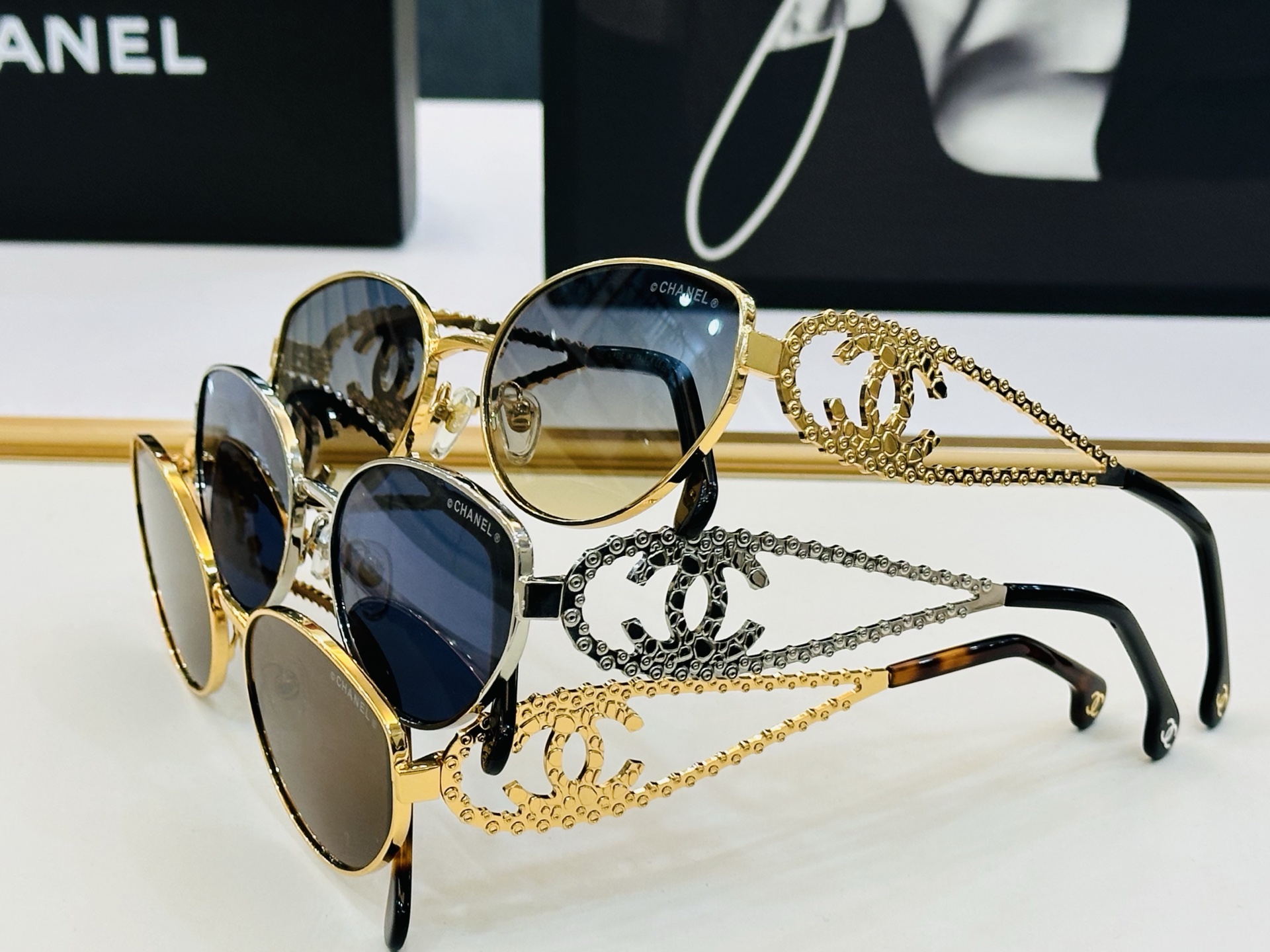 🆕 【CHANE*/香家】MODEL A95107 Size：60口19-150  💅🏻💓b太阳镜 