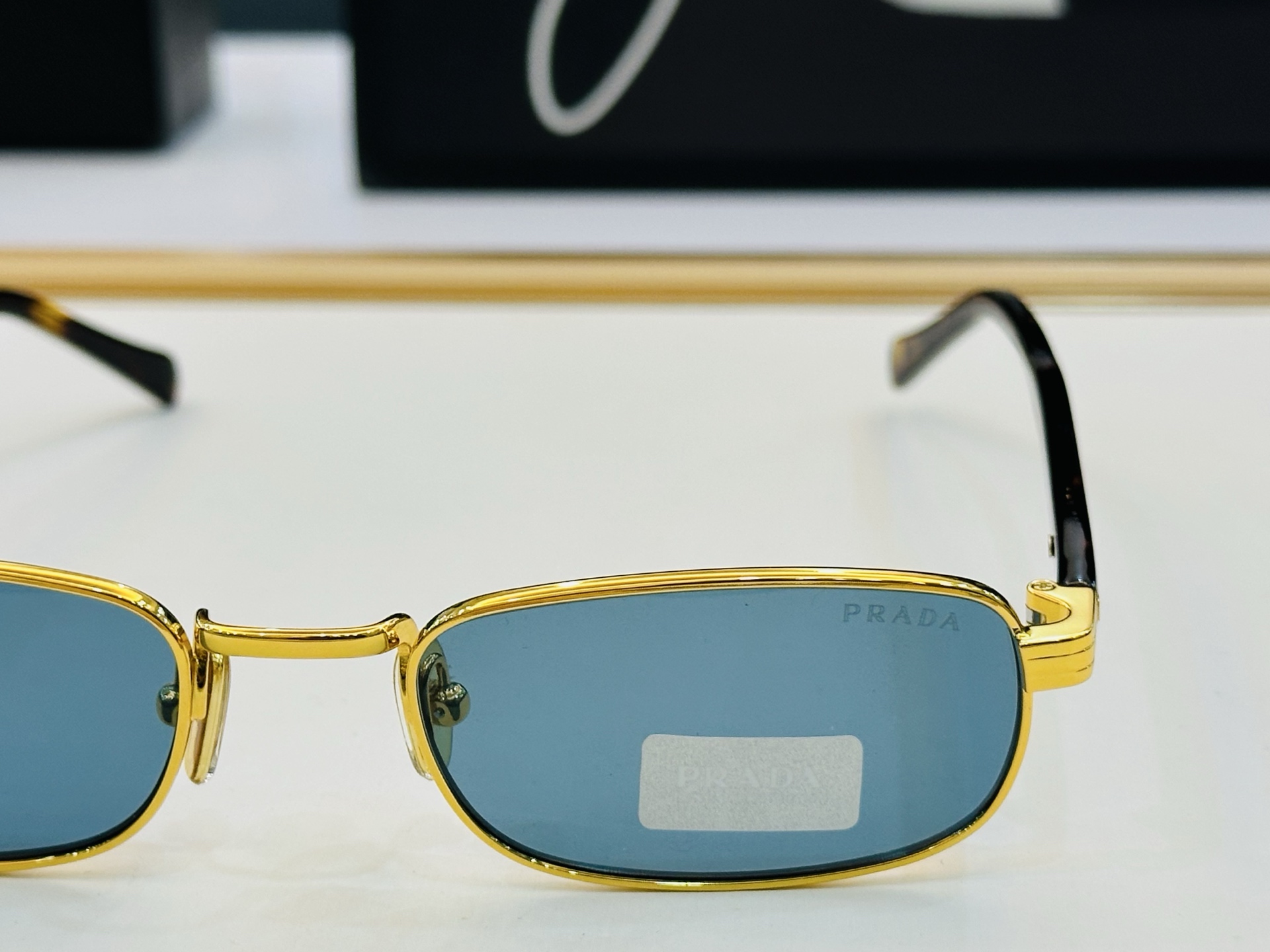 🔺PRAD*🔻普家 PRB54S Size：54口23-145 眼镜系列堪称精湛制作 彰显独特个性 F🌤