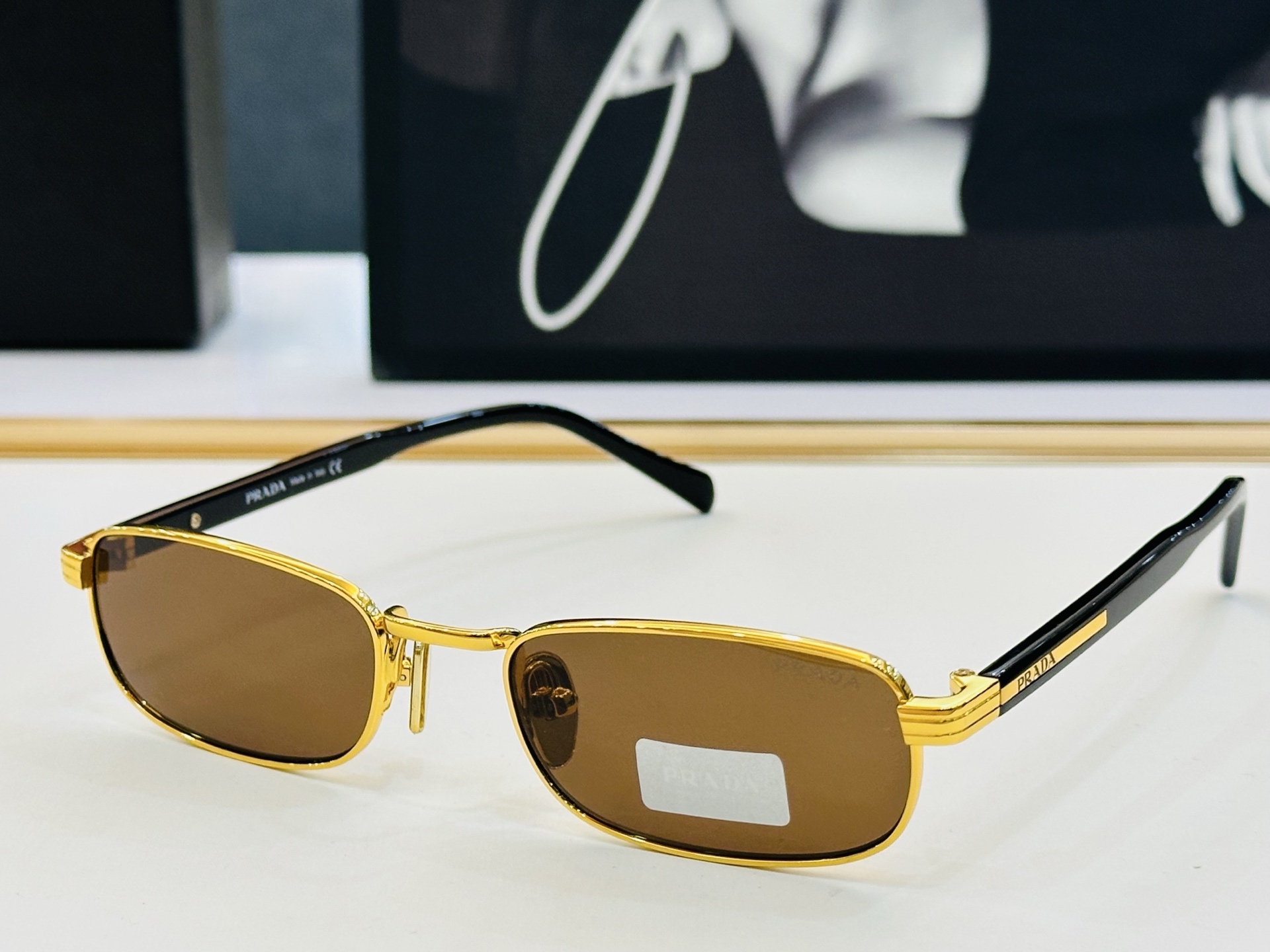 🔺PRAD*🔻普家 PRB54S Size：54口23-145 眼镜系列堪称精湛制作 彰显独特个性 F🌤