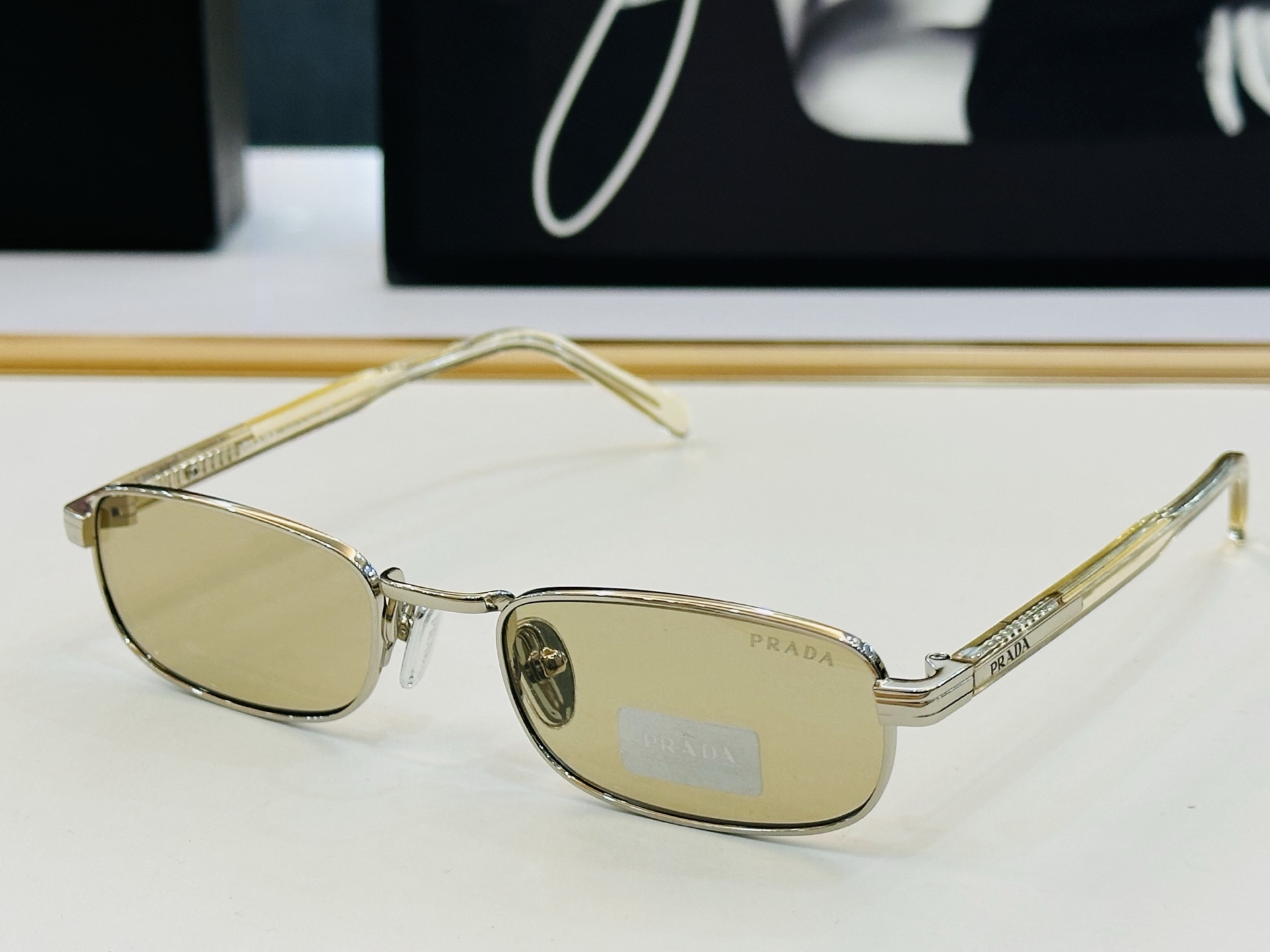 🔺PRAD*🔻普家 PRB54S Size：54口23-145 眼镜系列堪称精湛制作 彰显独特个性 F🌤