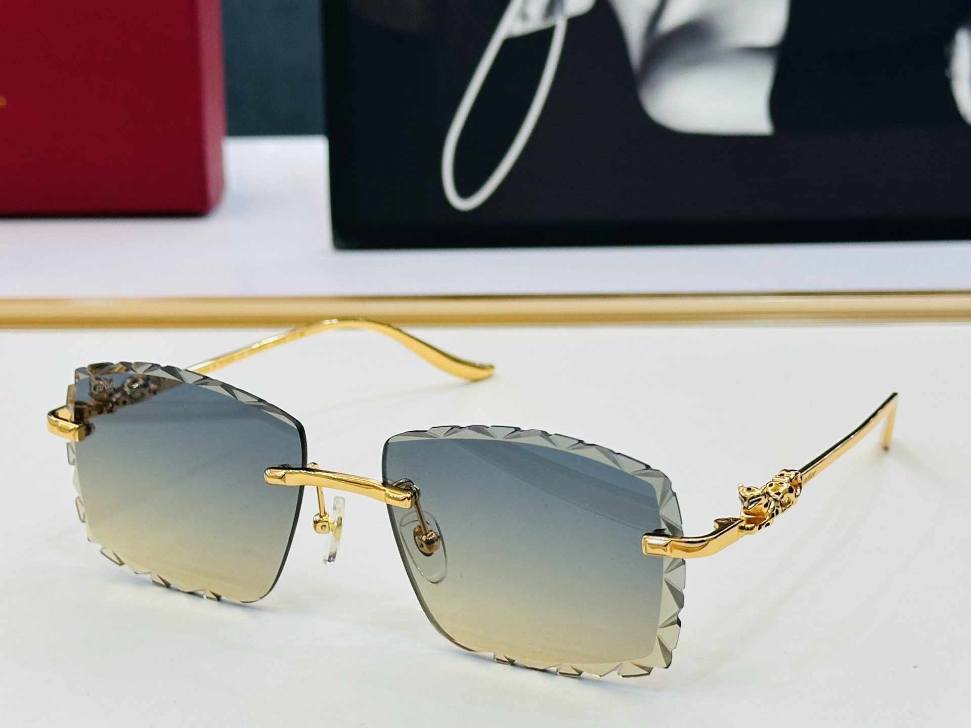 🆕 原版Cartie* 卡家 太阳镜 CT01591O Size：57口17-142 电镀工艺精湛大牌品