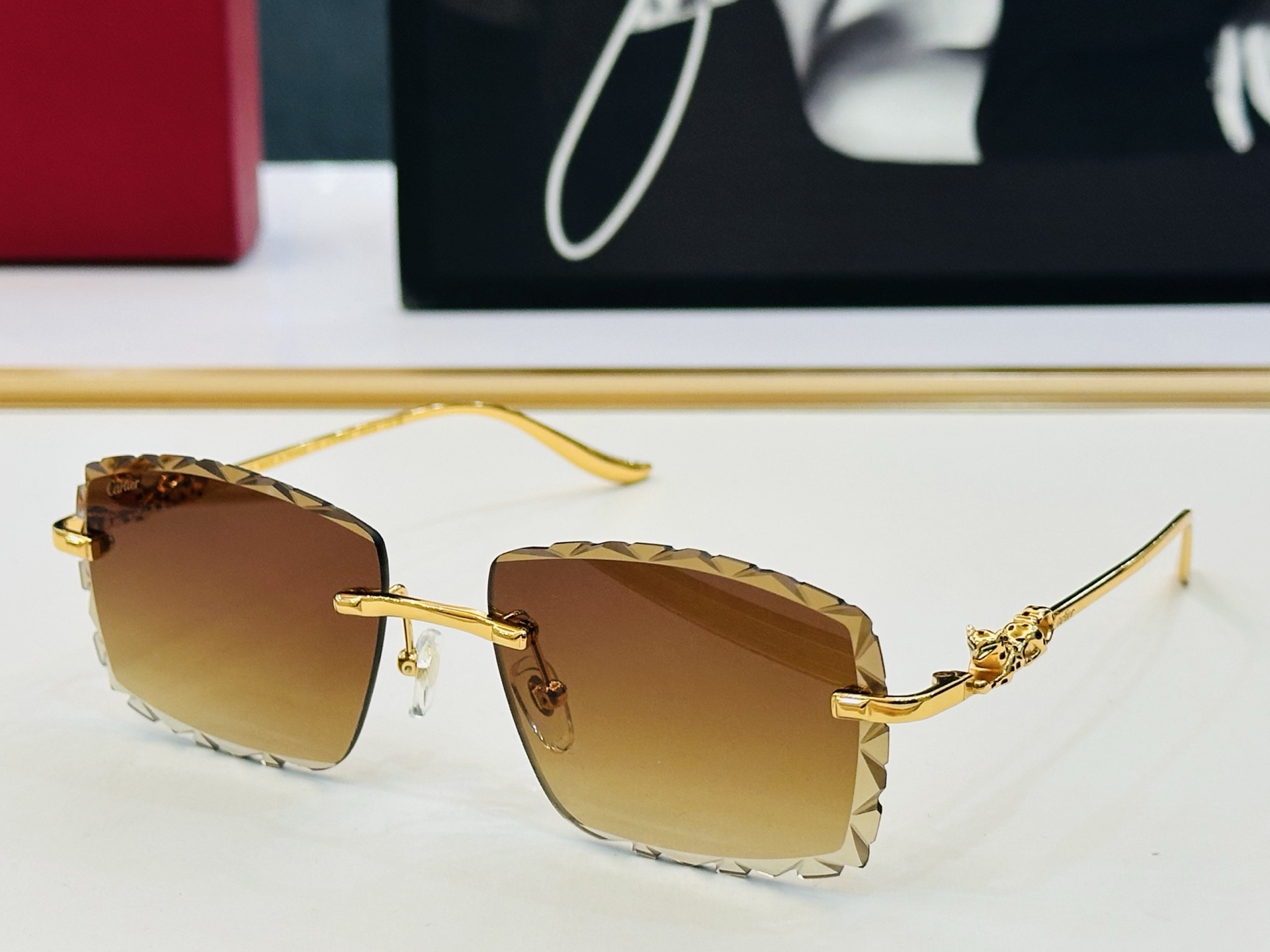 🆕 原版Cartie* 卡家 太阳镜 CT01591O Size：57口17-142 电镀工艺精湛大牌品