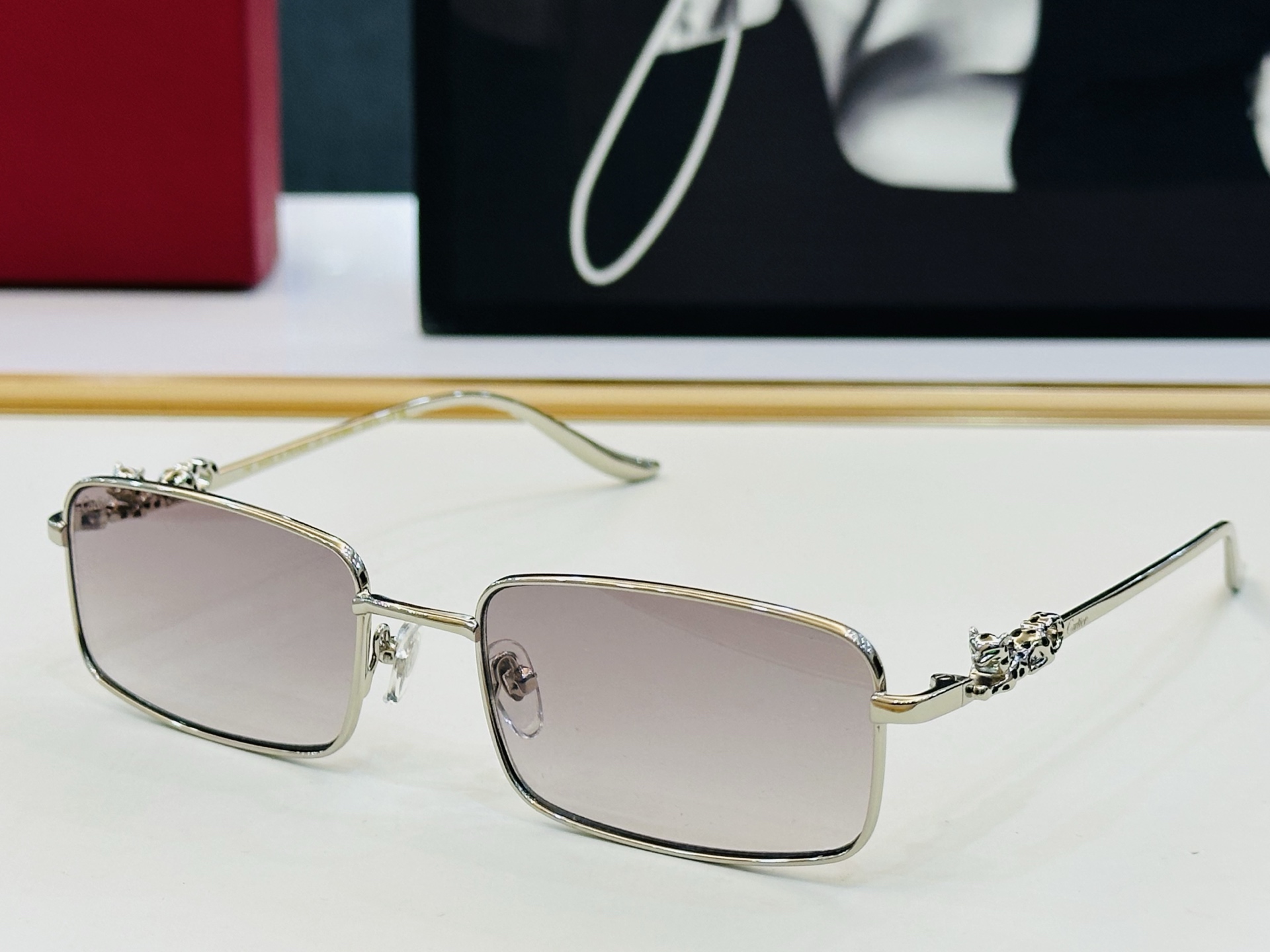 🆕 原版Cartie* 卡家 太阳镜 CT01590O Size：58口口19-143 电镀工艺精湛大牌