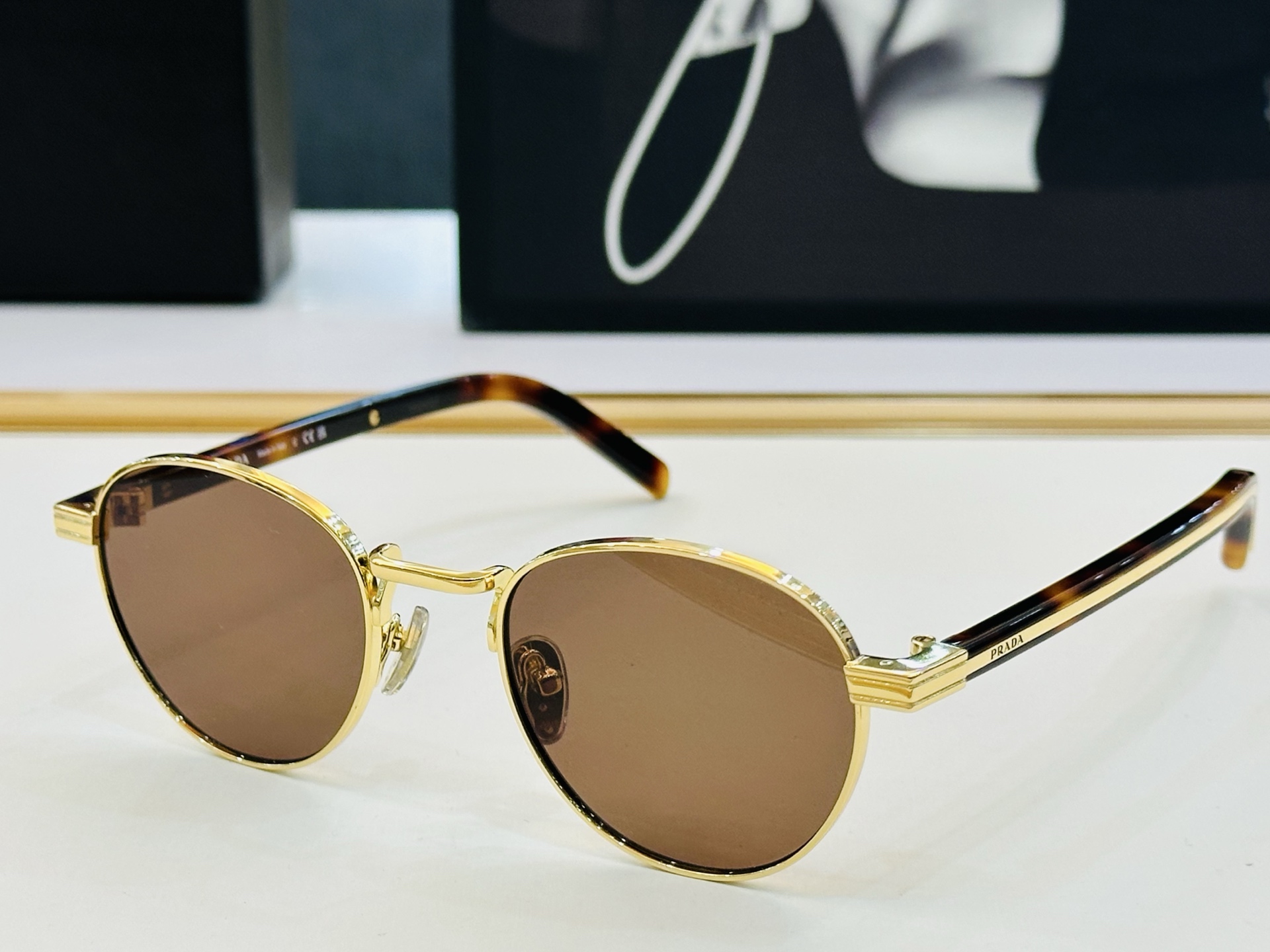 🔺PRAD*🔻普家 PR B52S  Size：52口21-145    眼镜系列堪称精湛制作 彰显独特