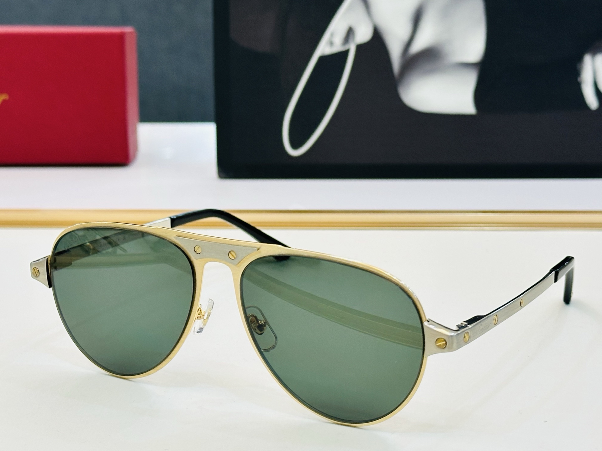 Cartie* 卡家 太阳镜 CT0533S Size：58口16-145 电镀工艺精湛气质十足！CC男