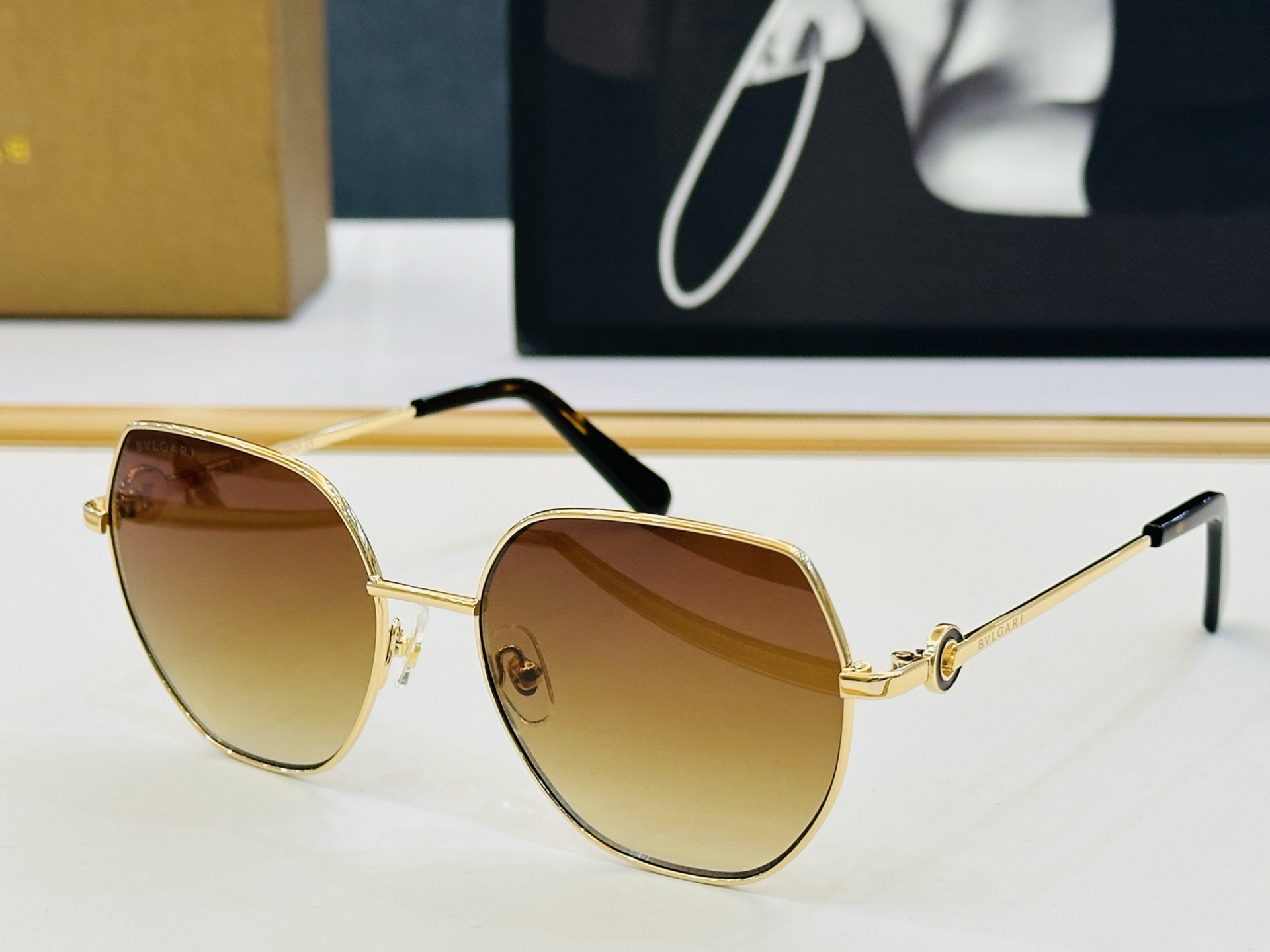 🆕款 官网同售 宝格家 BV40035 👍 Size ：55口17-140 绝对要买😎品质非常完美 L出