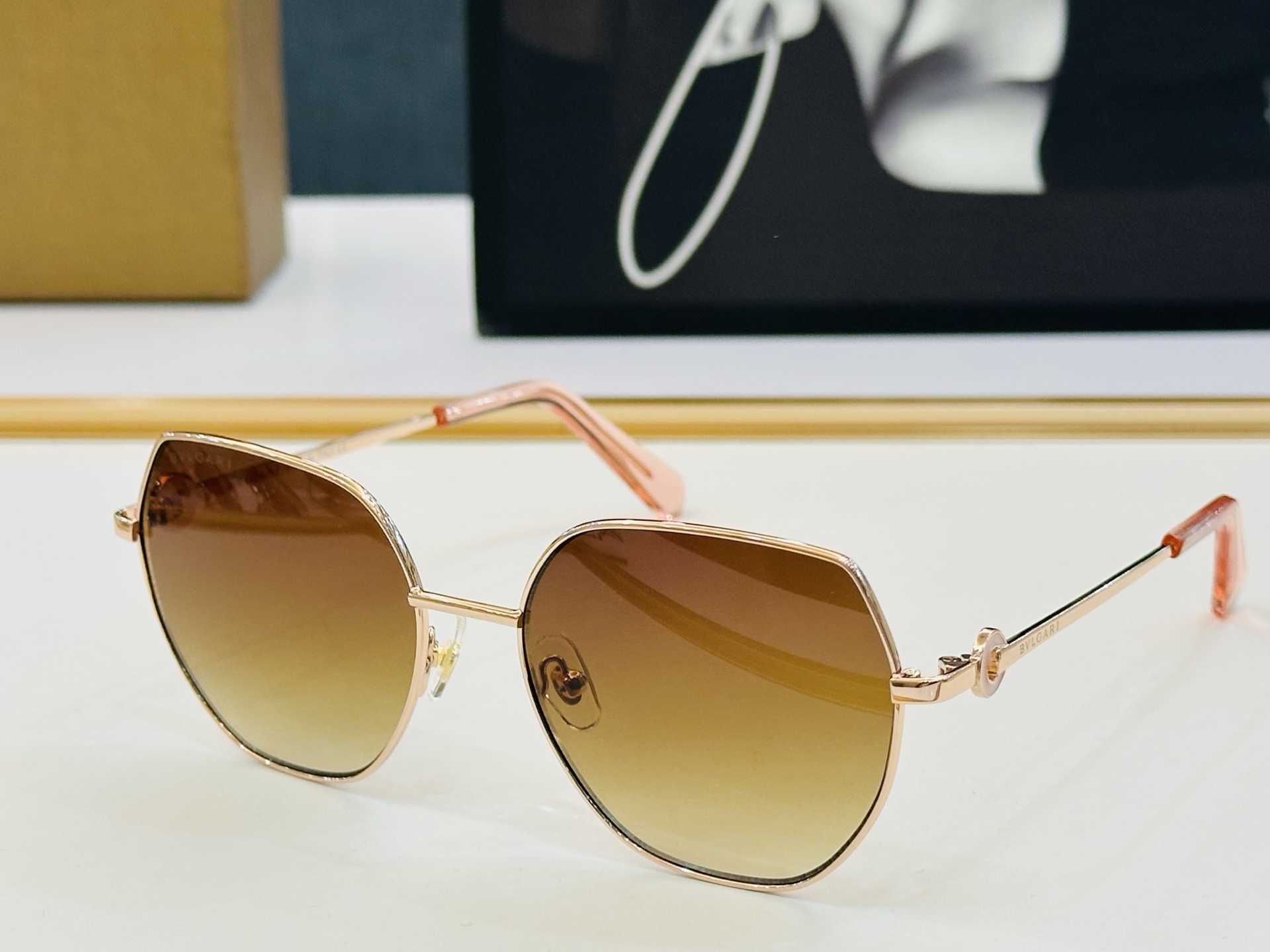 🆕款 官网同售 宝格家 BV40035 👍 Size ：55口17-140 绝对要买😎品质非常完美 L出