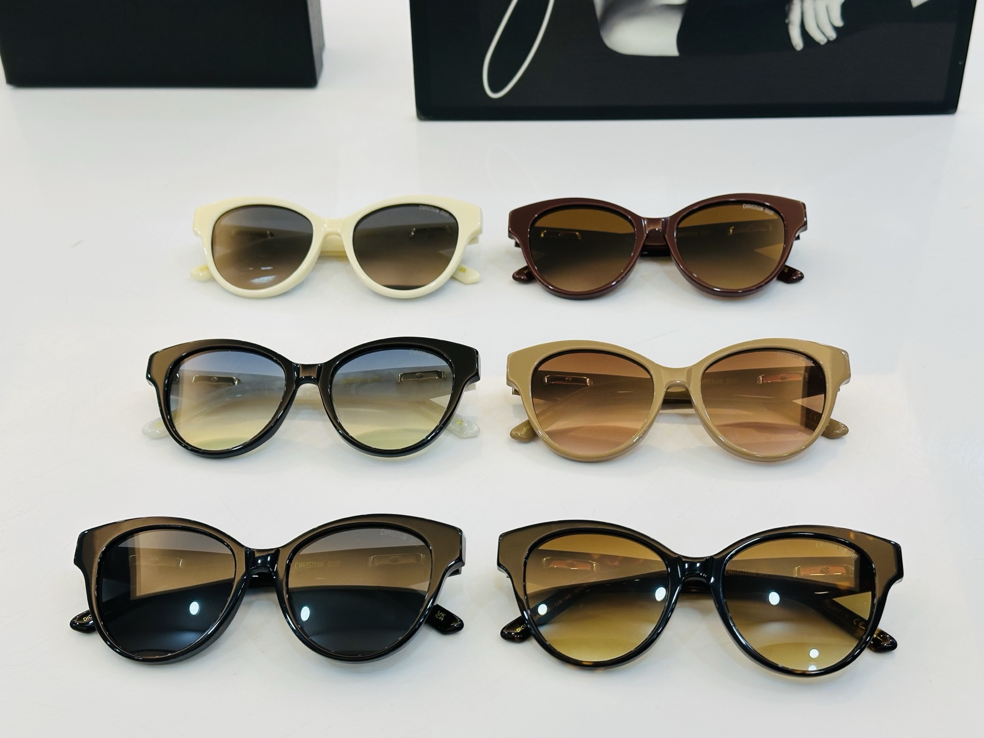 🔻🔻🔻DIO* CDICon B2I 迪家 Size：51口18-140 😎🔆。。搭配镜腿精致配饰 C官