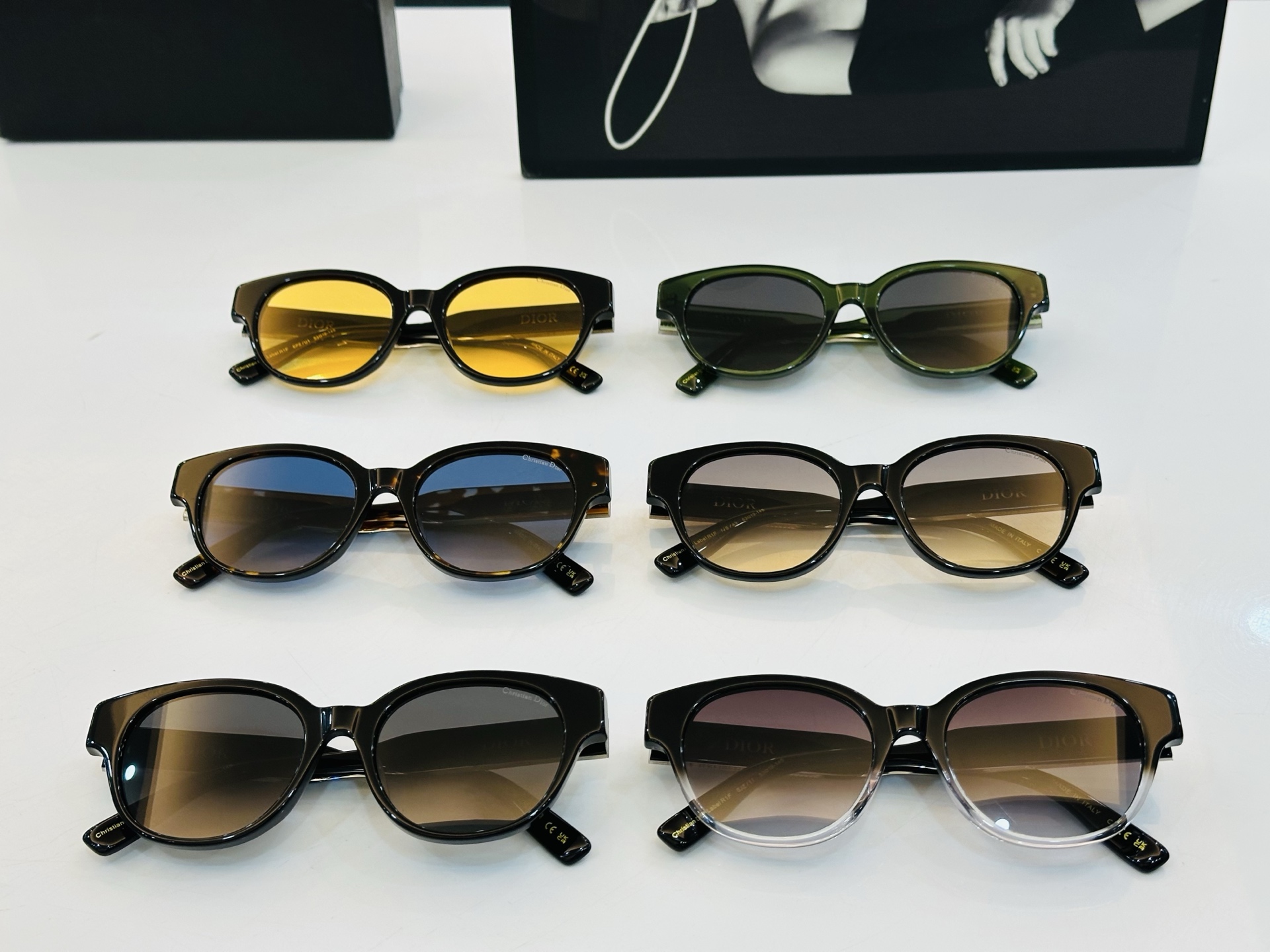 🔻🔻🔻DIO* CDICon R1F 迪家 Size：53口19-145 😎🔆。。搭配镜腿精致配饰 C官