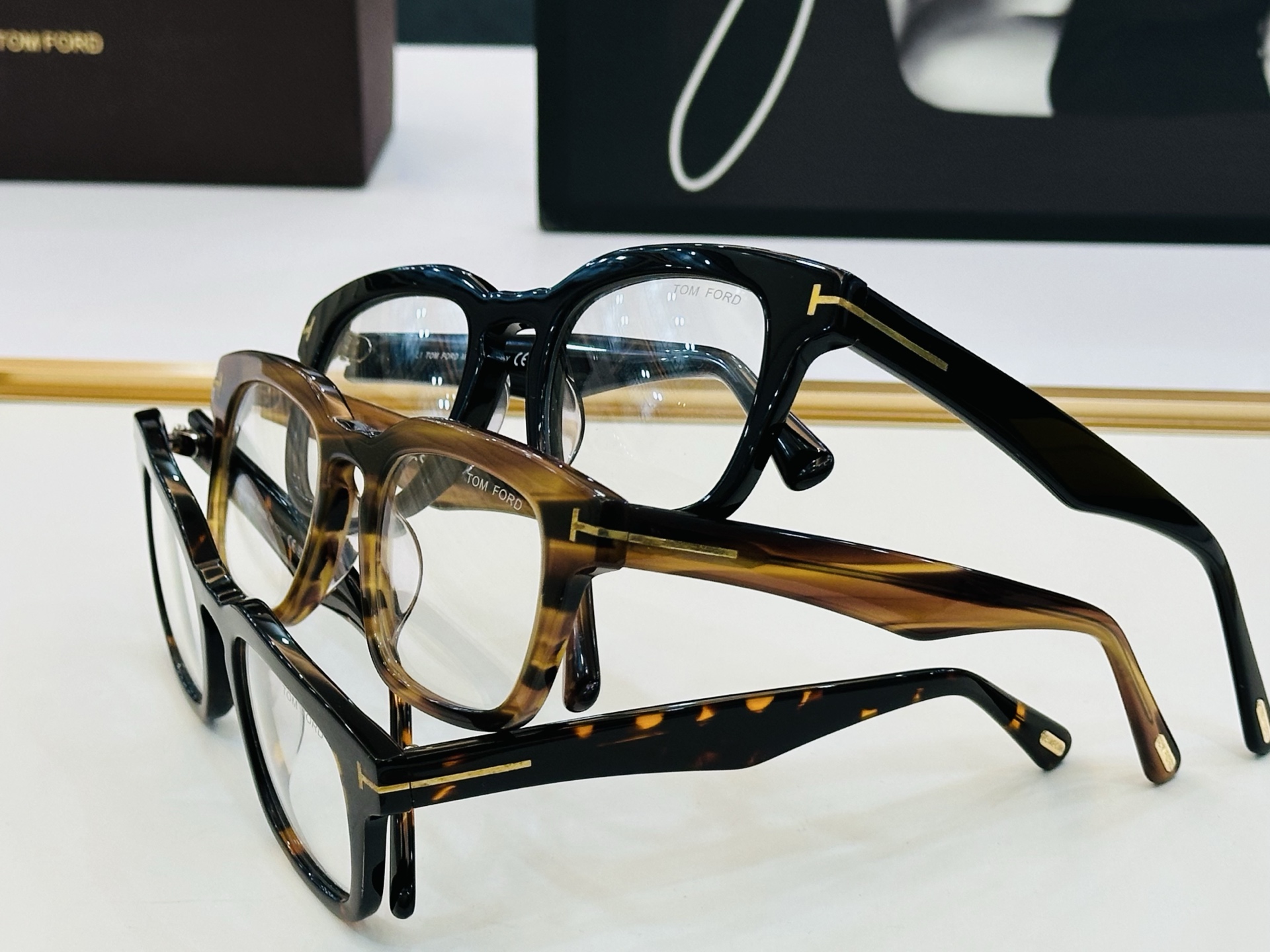 🆕款 TOM FORD🏇汤姆家 MODELFT6025-B Size：50口22-145 🈷️😍时尚潮流