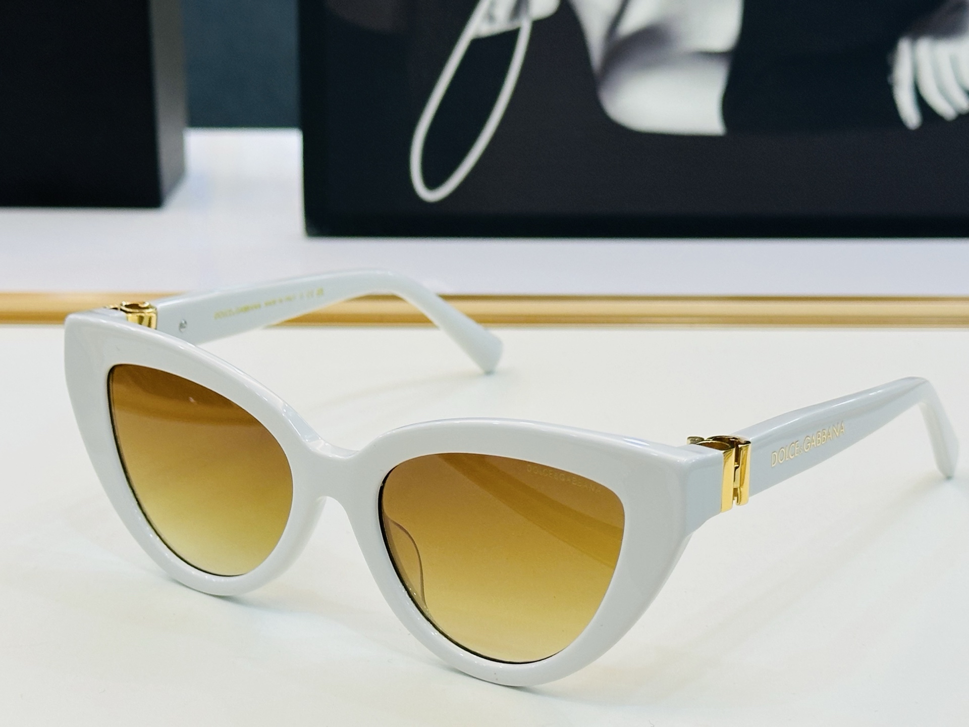 🆕 官网款 🔺DOLCE&GABBAN*🔻DG4497     Size：54口19-140   新颖独