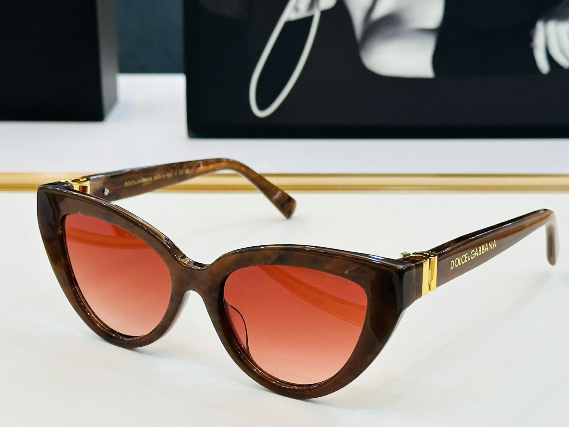 🆕 官网款 🔺DOLCE&GABBAN*🔻DG4497     Size：54口19-140   新颖独