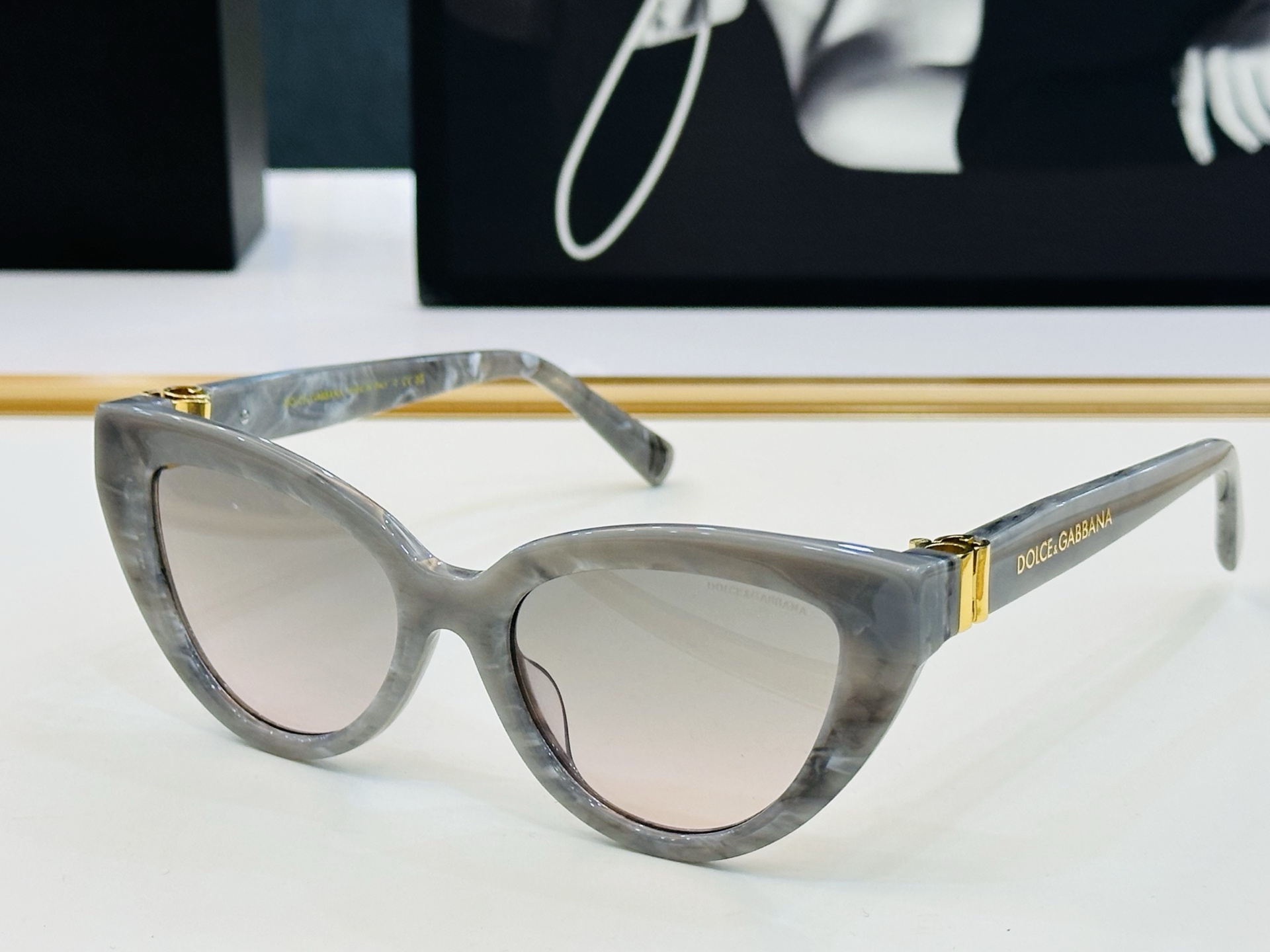 🆕 官网款 🔺DOLCE&GABBAN*🔻DG4497     Size：54口19-140   新颖独