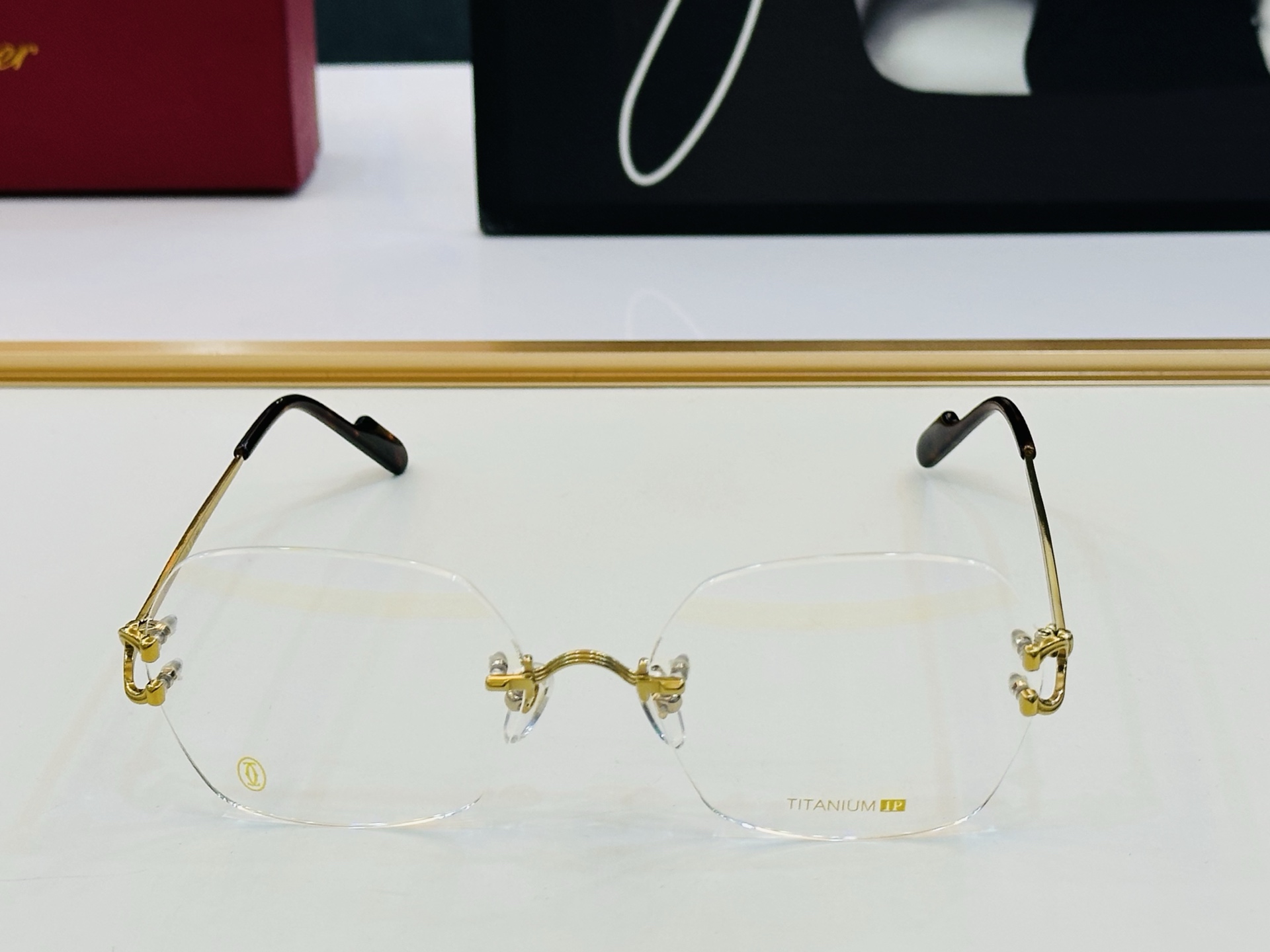 Cartie* 卡家 太阳镜 CT0564O Size：55口18-145 电镀工艺精湛气质十足！W男女