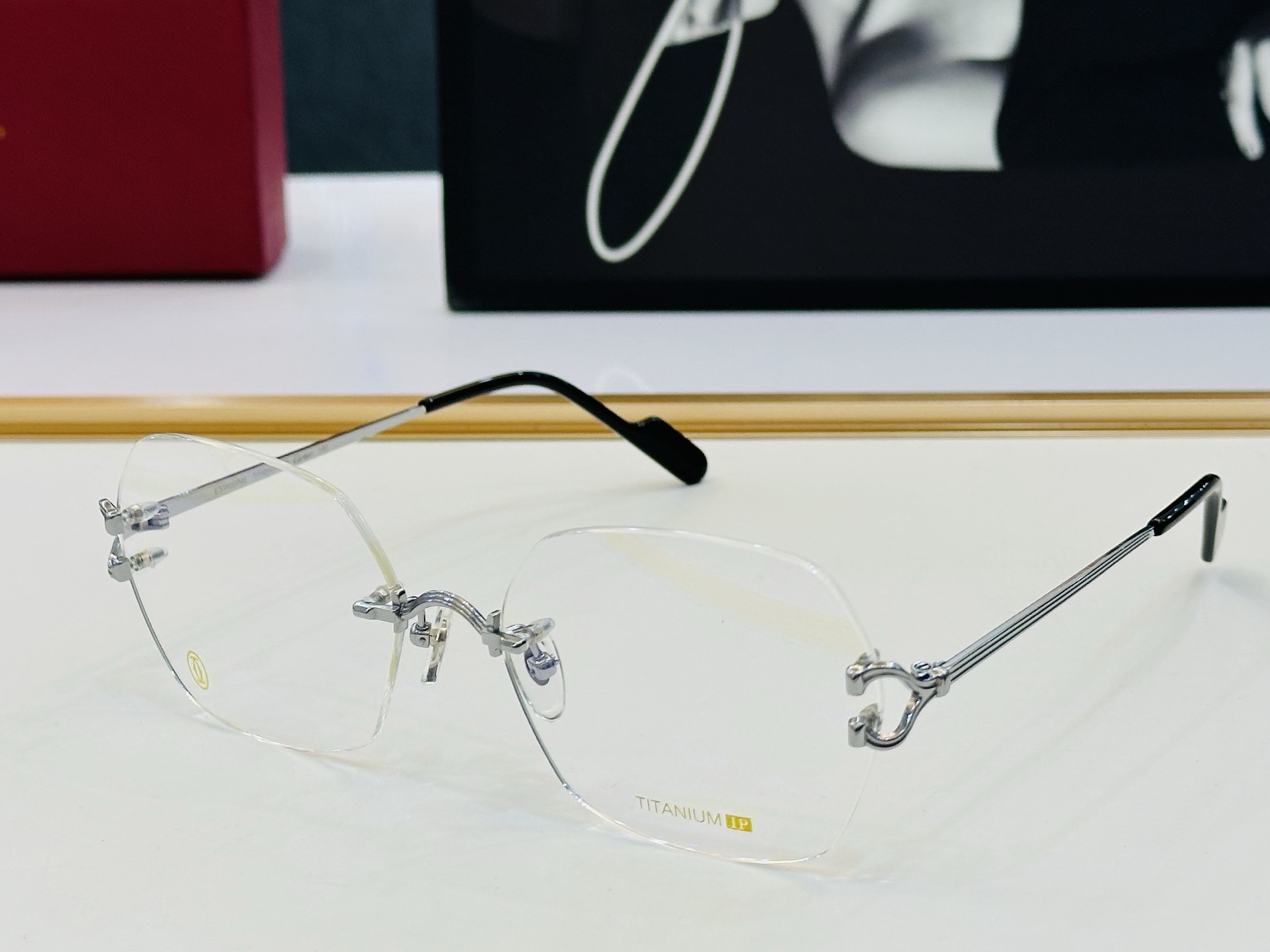 Cartie* 卡家 太阳镜 CT0564O Size：55口18-145 电镀工艺精湛气质十足！W男女