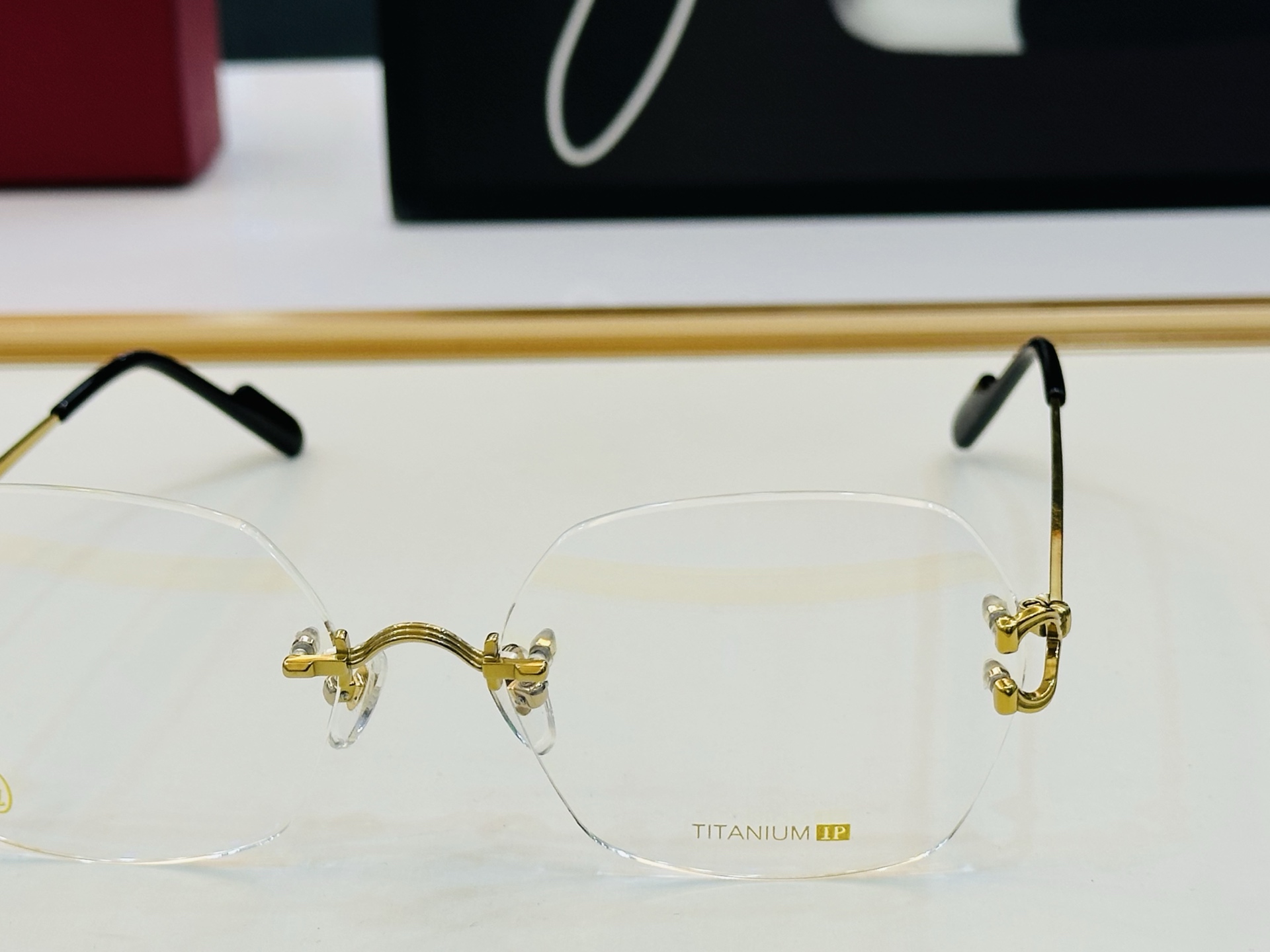 Cartie* 卡家 太阳镜 CT0564O Size：55口18-145 电镀工艺精湛气质十足！W男女