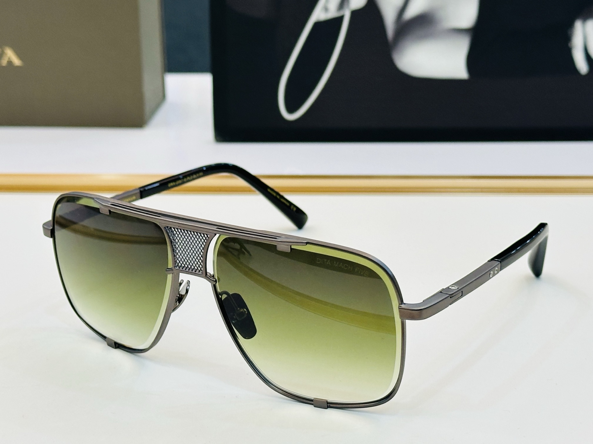 官网款 DlT* 迪塔 DRX-2087  Size：64口14-127 意大利最新原单货 得意得意男款